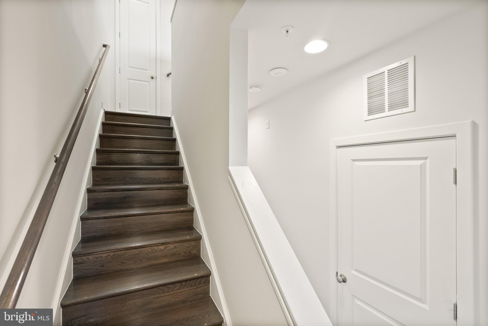 WESTSIDE AT SHADY GROVE METRO - Residential