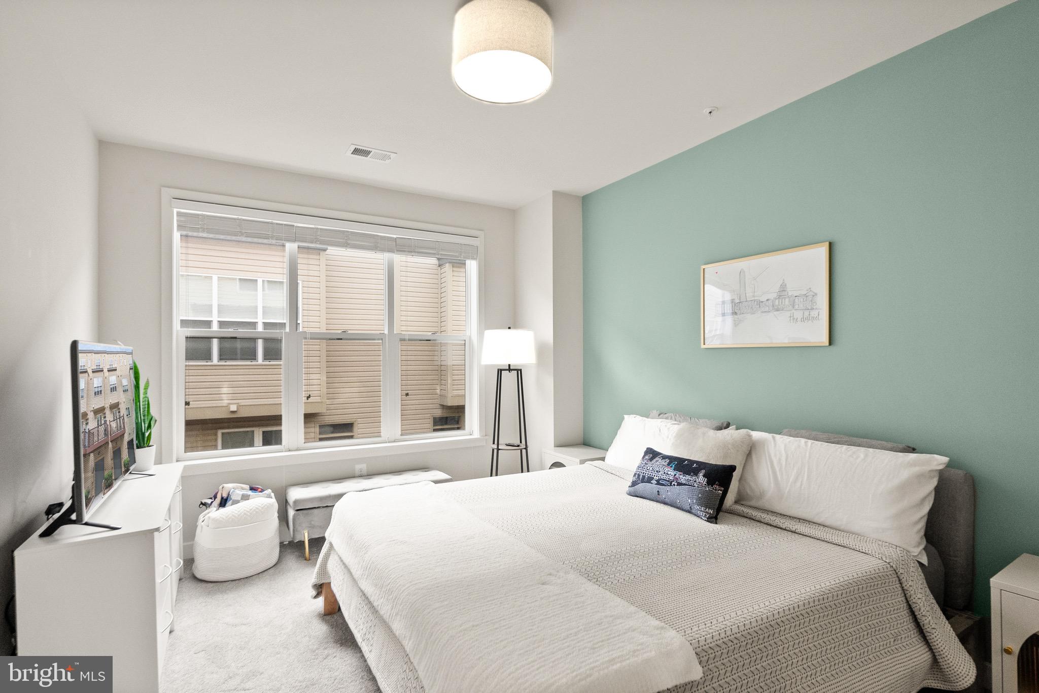 WESTSIDE AT SHADY GROVE METRO - Residential