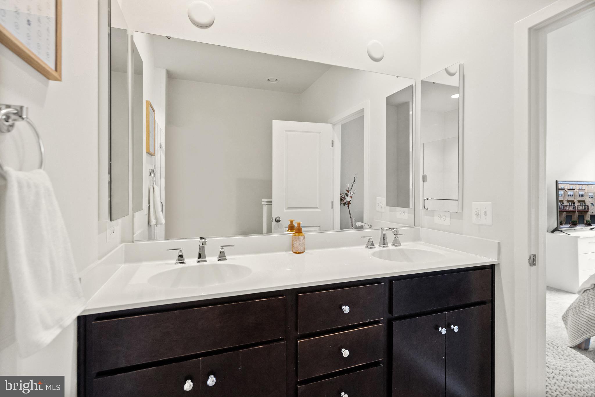 WESTSIDE AT SHADY GROVE METRO - Residential