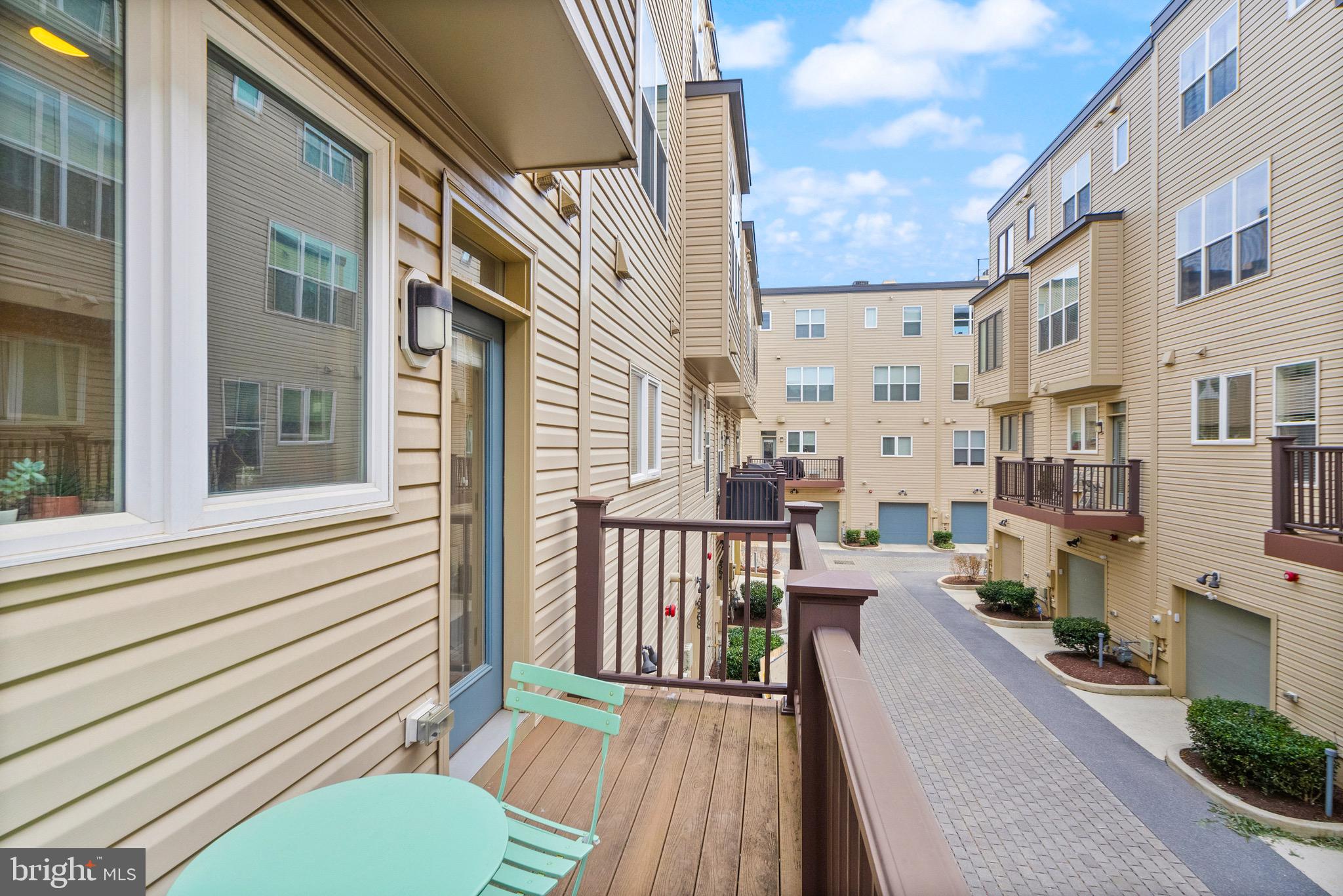 WESTSIDE AT SHADY GROVE METRO - Residential