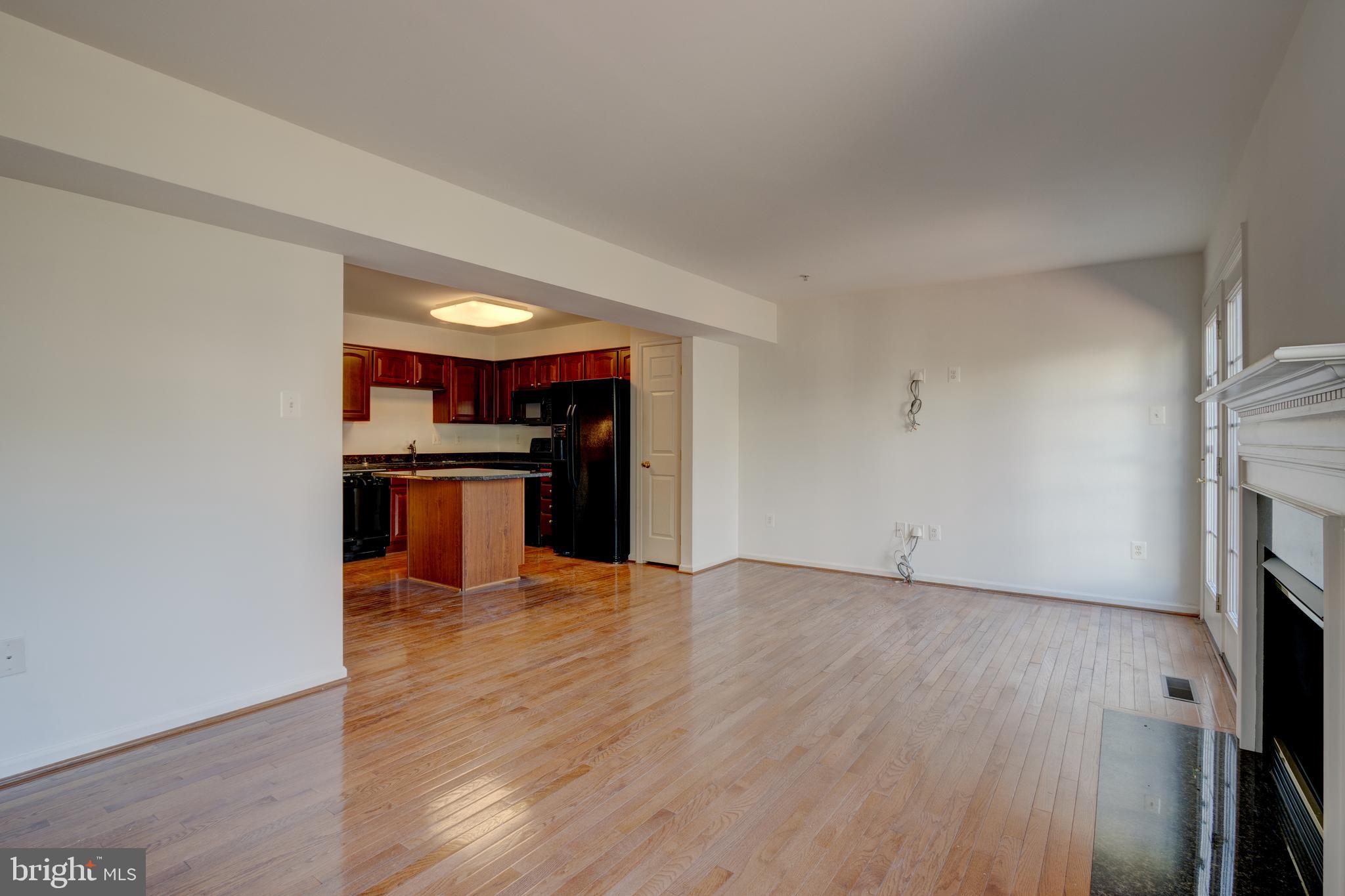 VILLAGE TOWNS - Residential