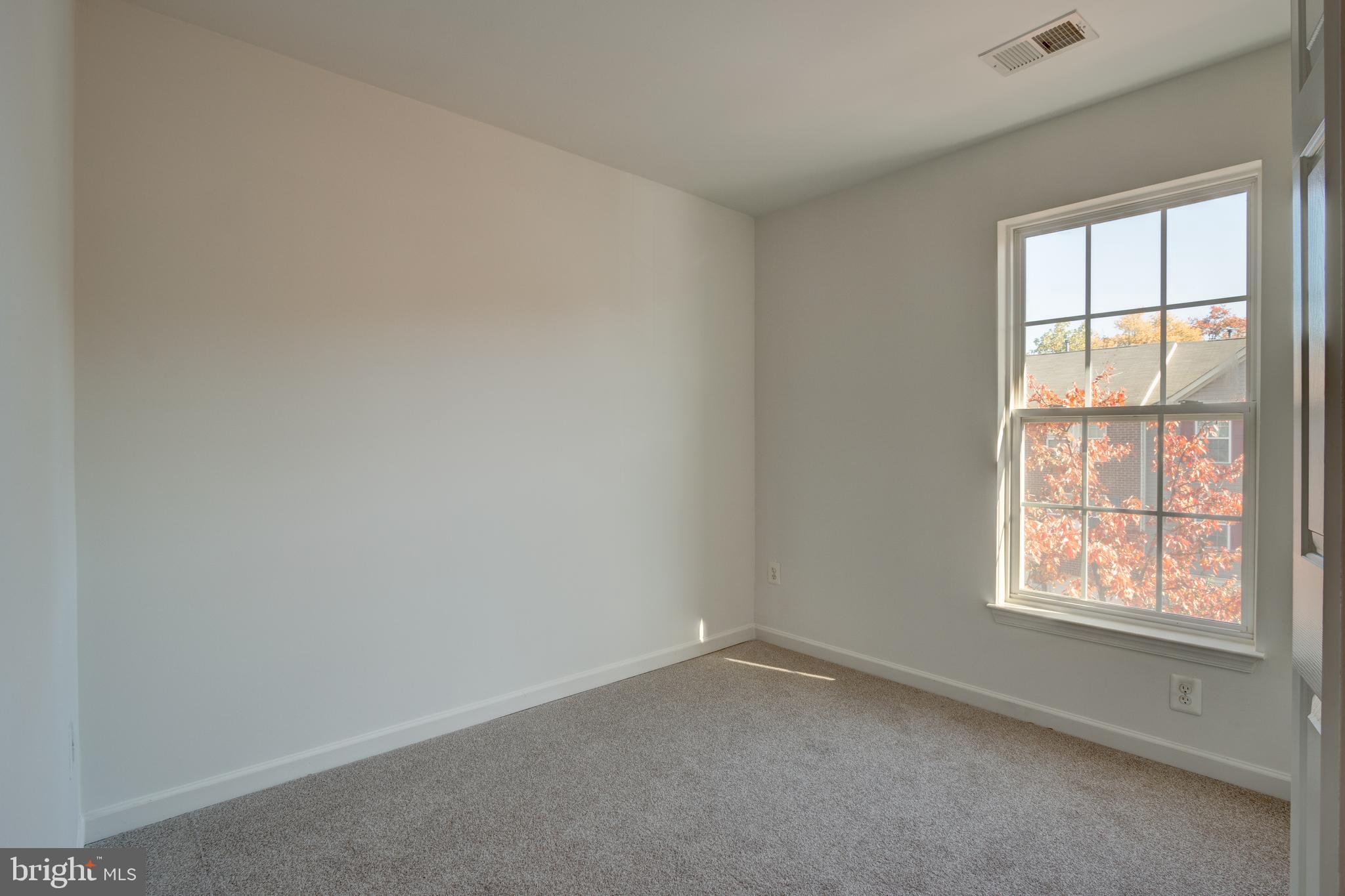 VILLAGE TOWNS - Residential