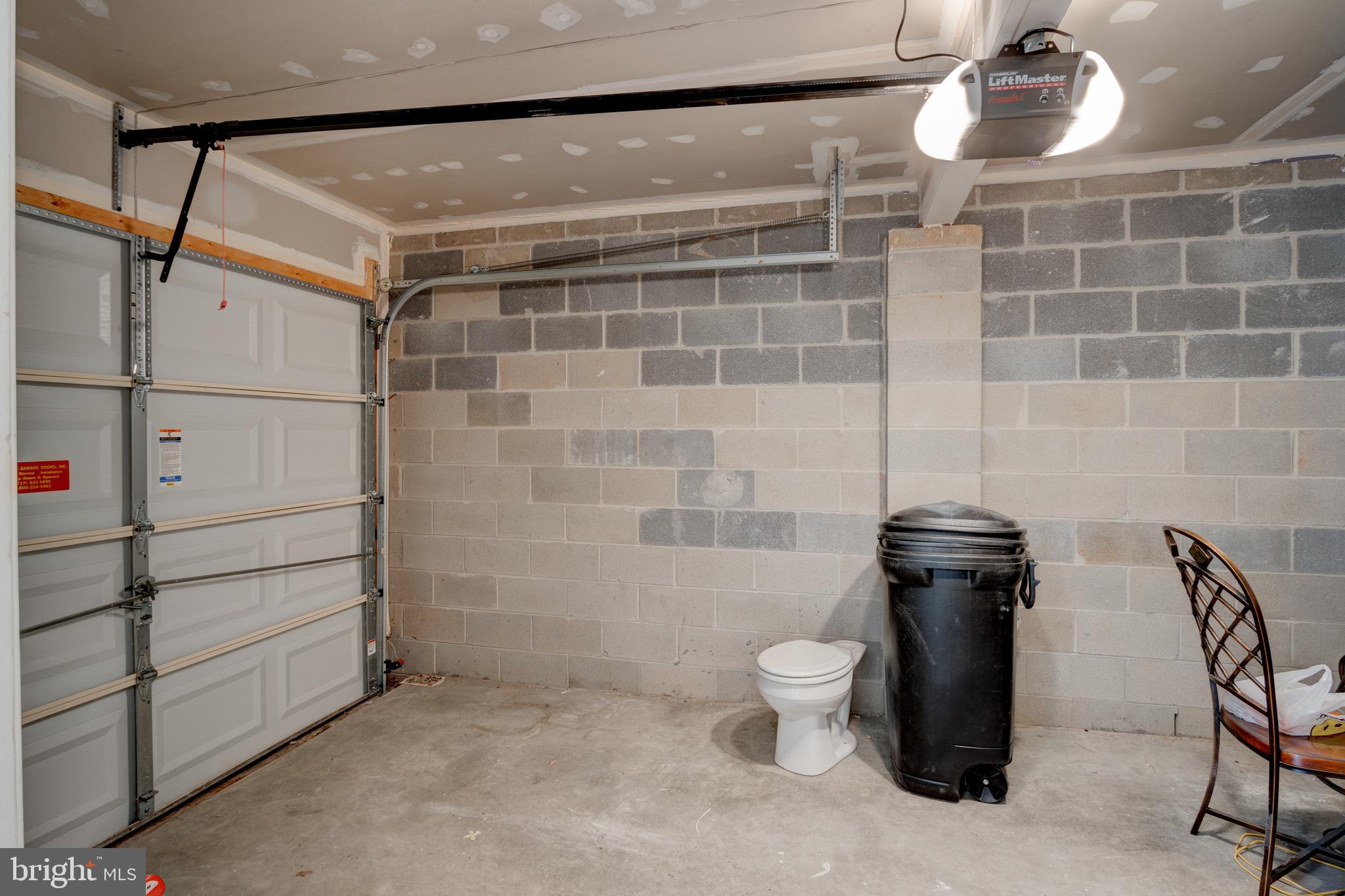 VILLAGE TOWNS - Residential