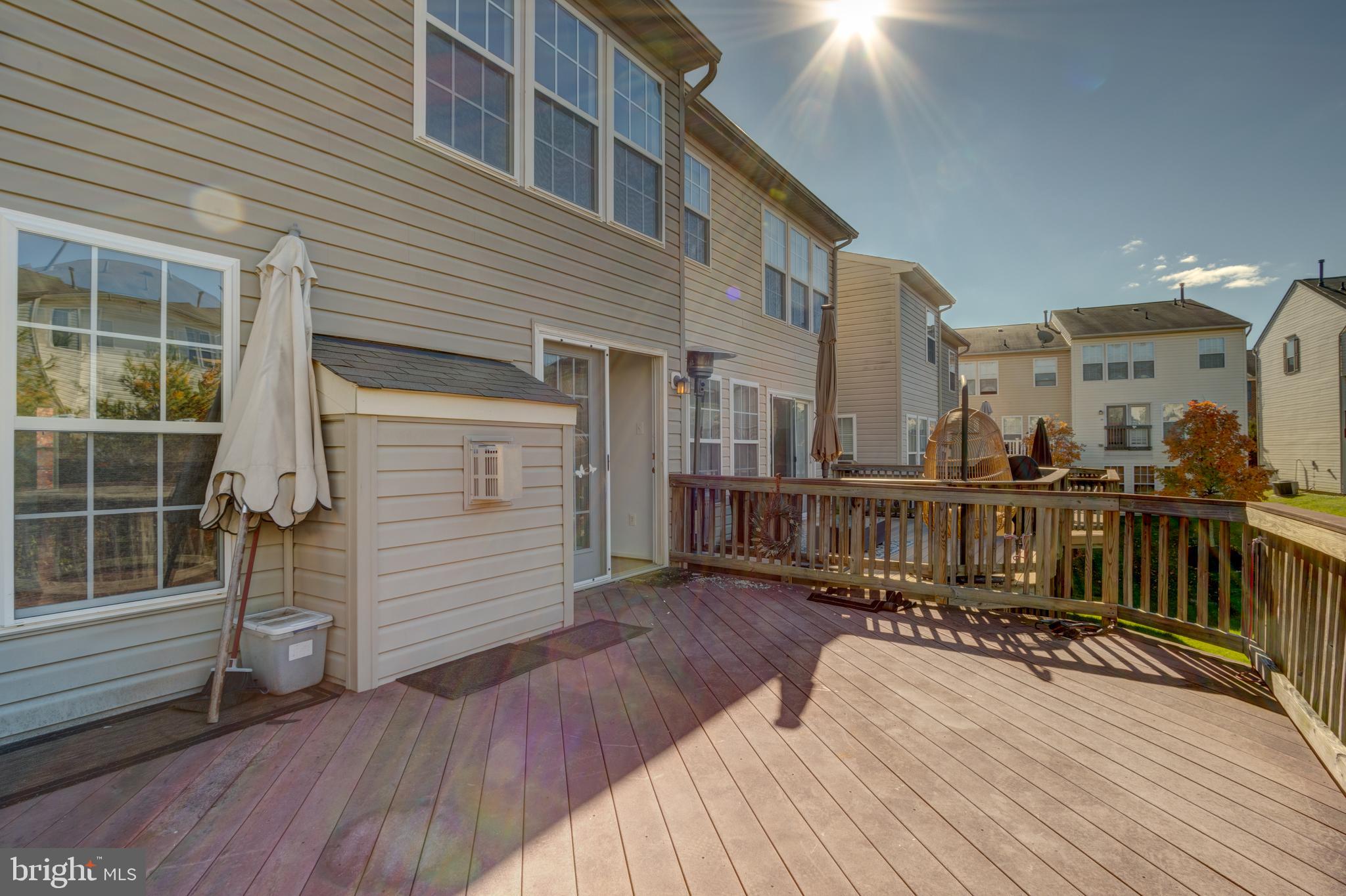 VILLAGE TOWNS - Residential