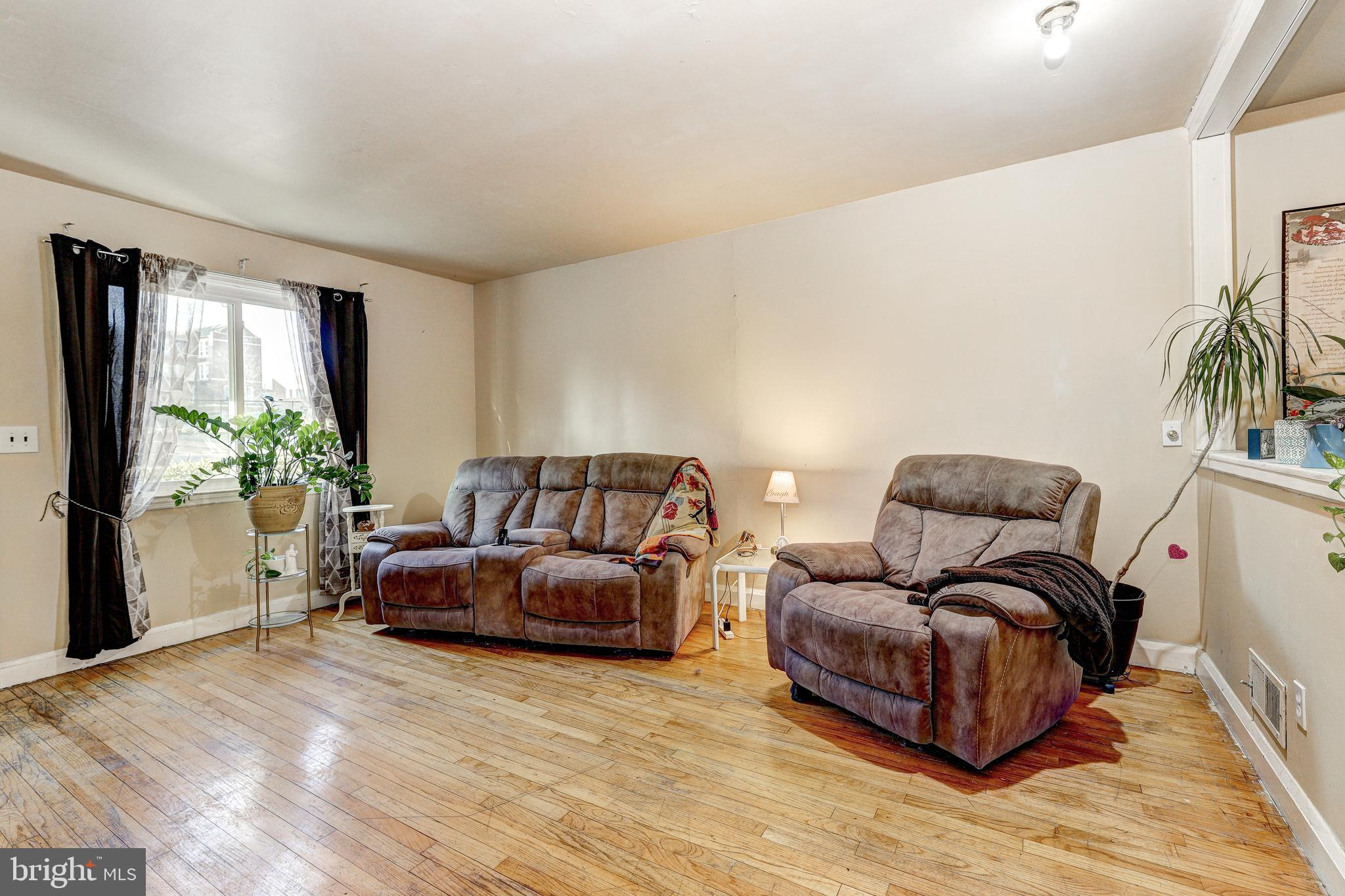 HAMILTON HEIGHTS - Residential