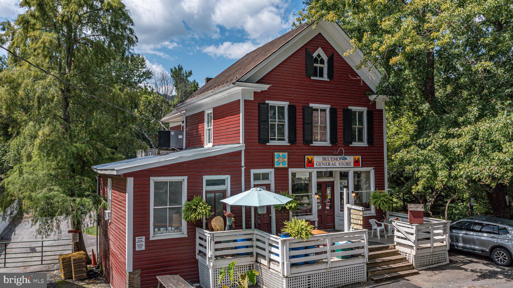 RIVER PARK - Residential