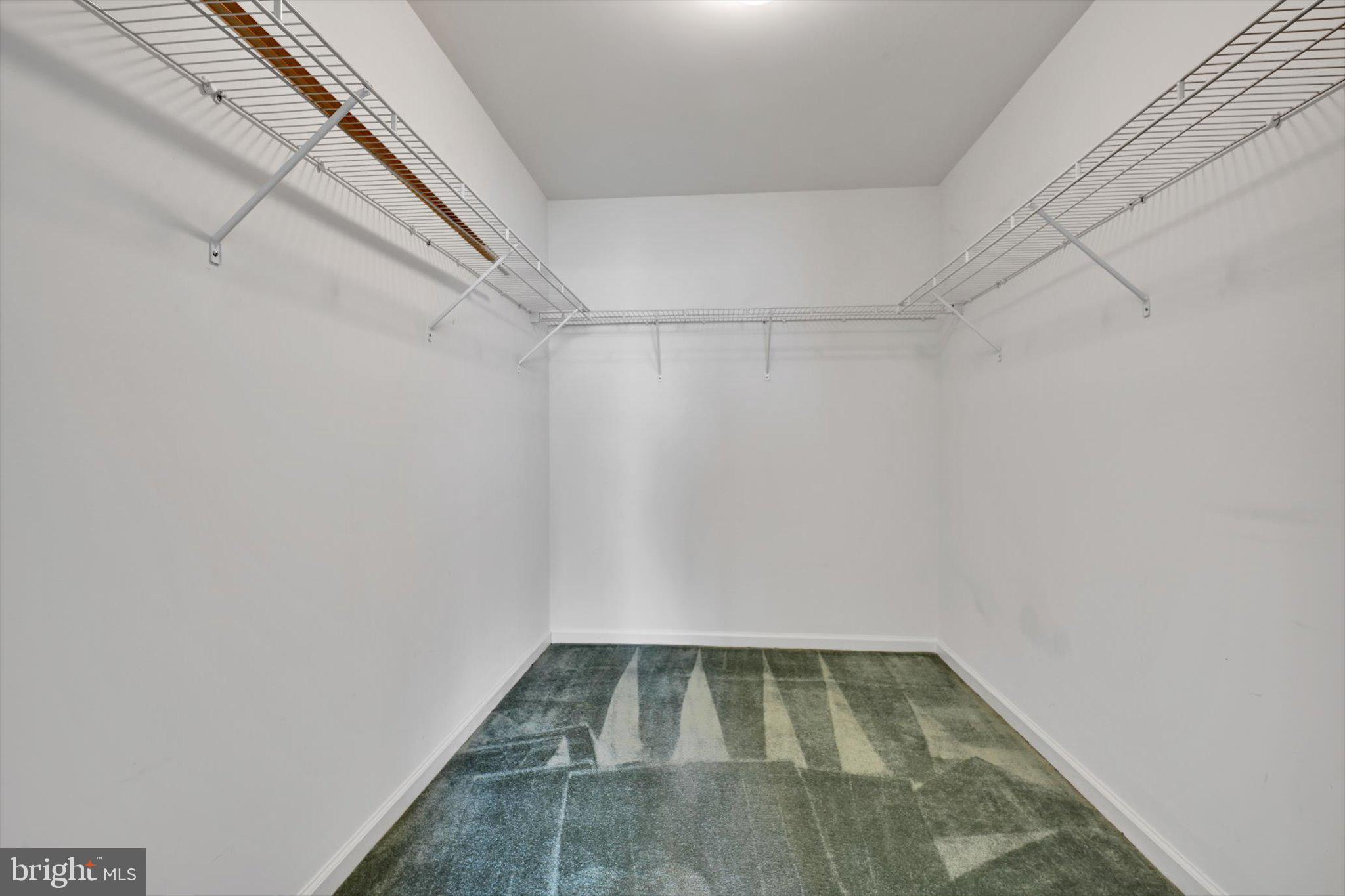 FOUR SEASONS AT ELM TREE - Residential