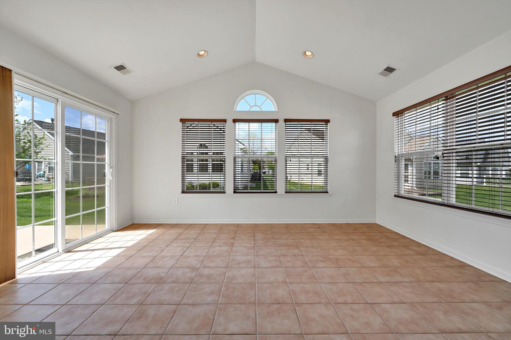 FOUR SEASONS AT ELM TREE - Residential