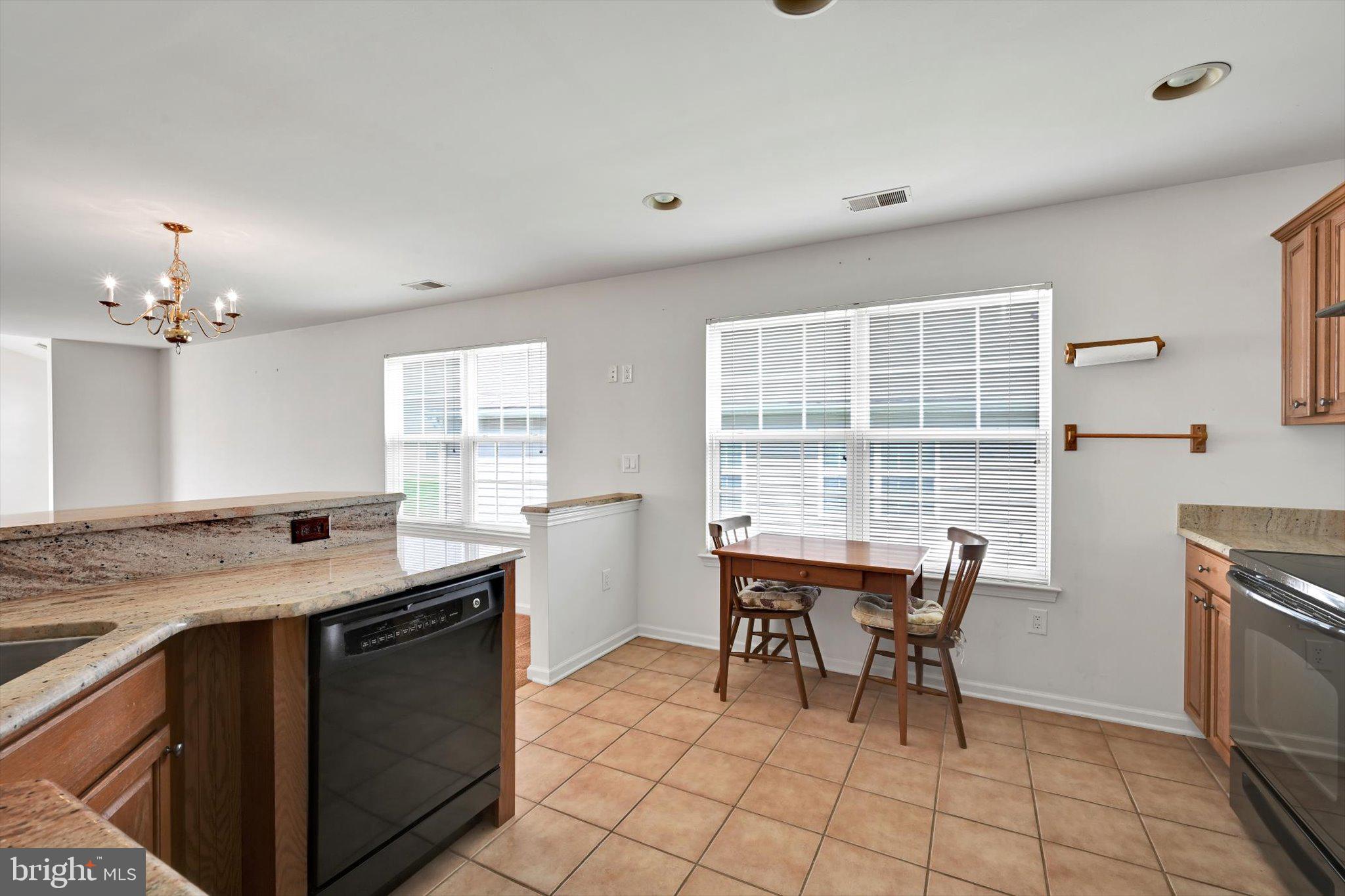 FOUR SEASONS AT ELM TREE - Residential