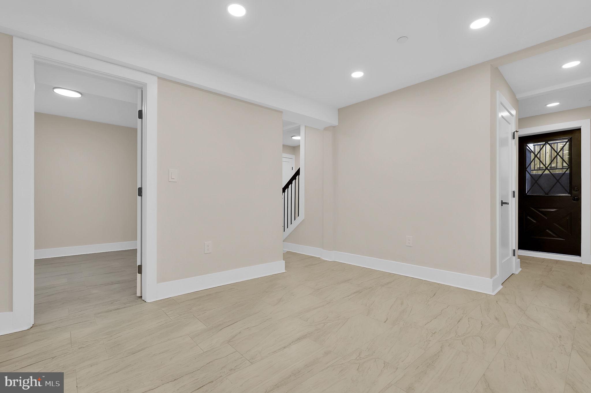 TAKOMA PARK - Residential