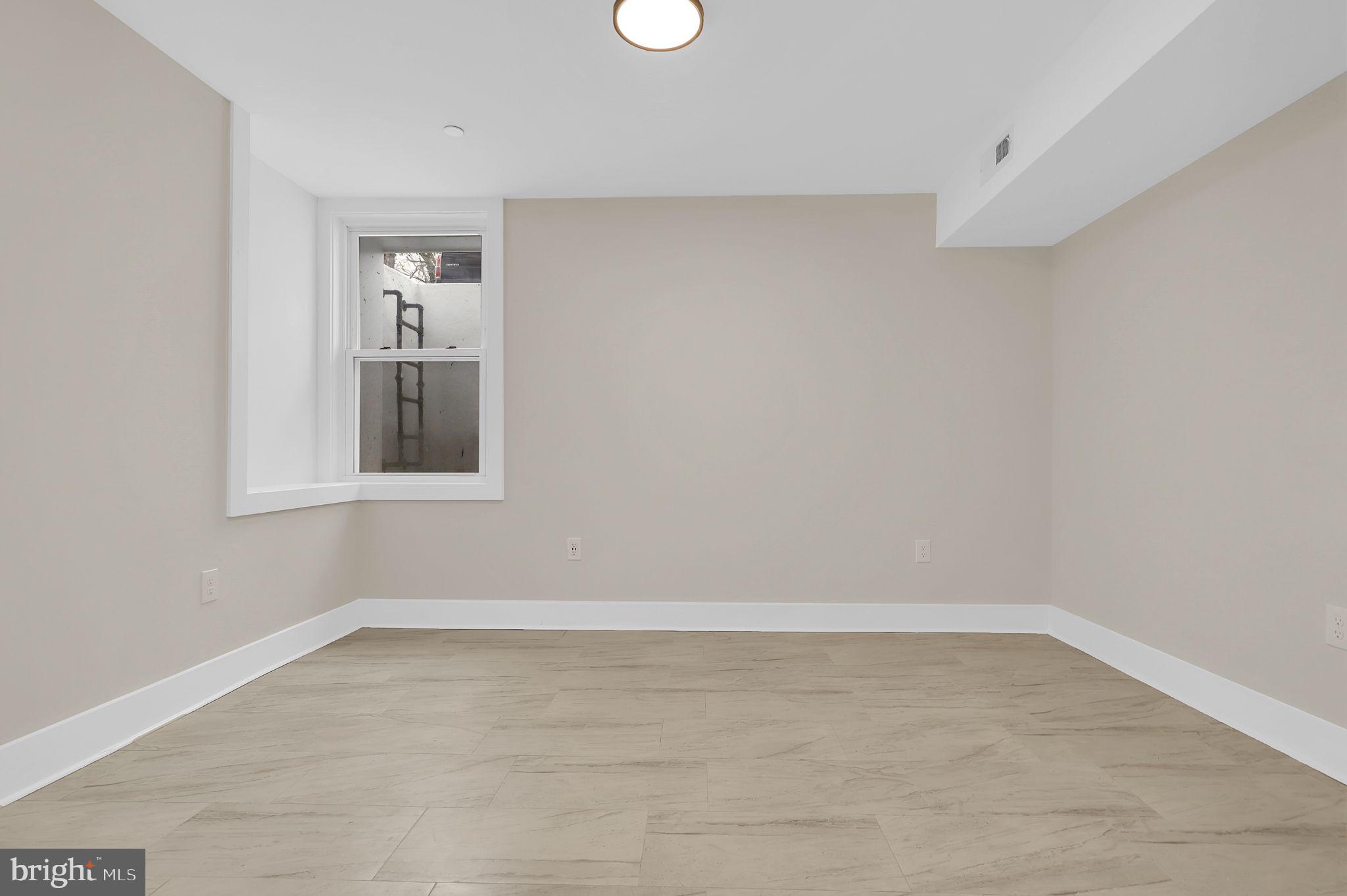 TAKOMA PARK - Residential