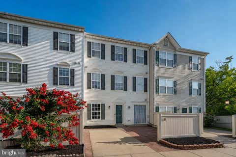 Townhouse For Sale - 111 Boxgrove Way<br/> FREDERICK, MD 21702