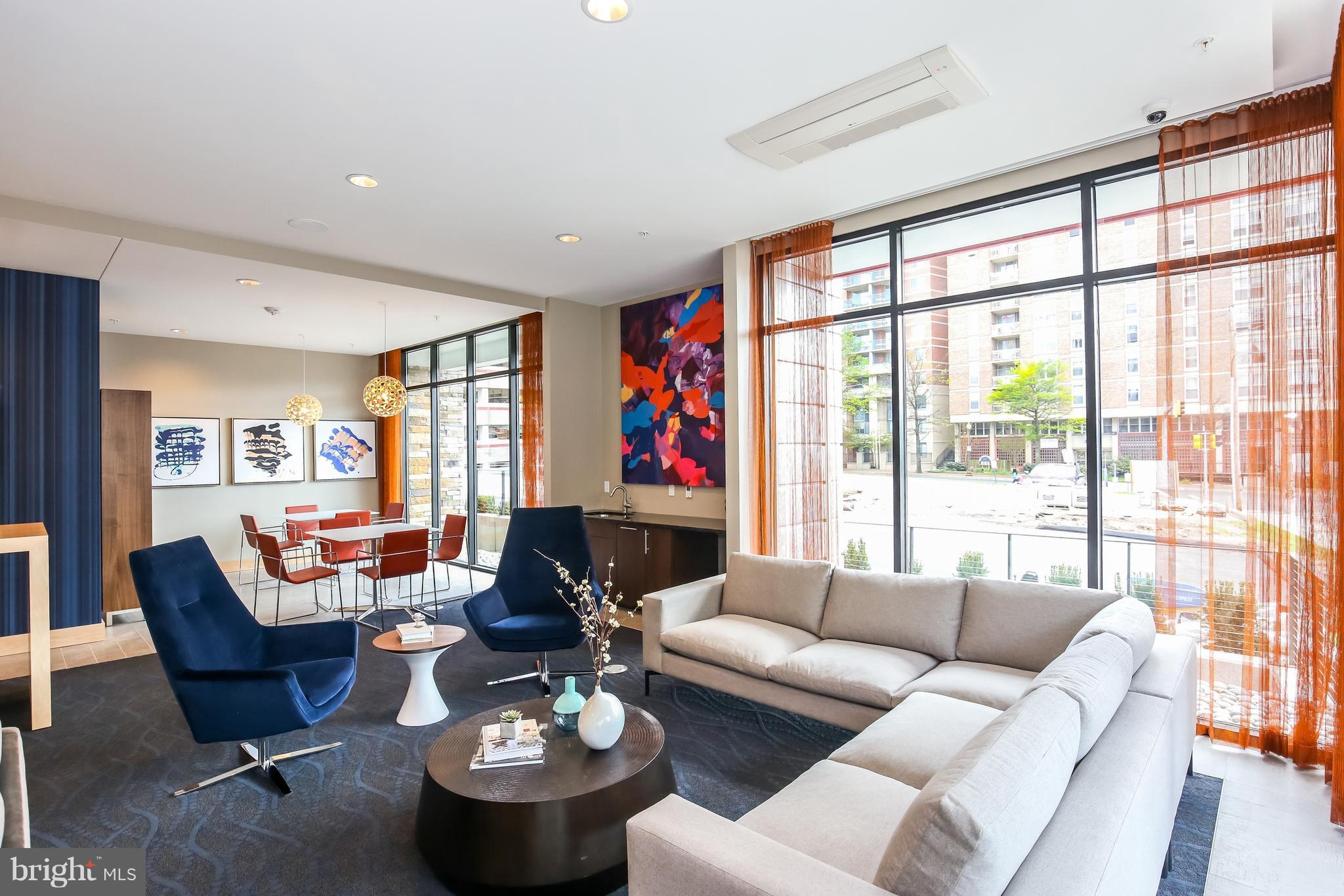 DOWNTOWN SILVER SPRING - Residential