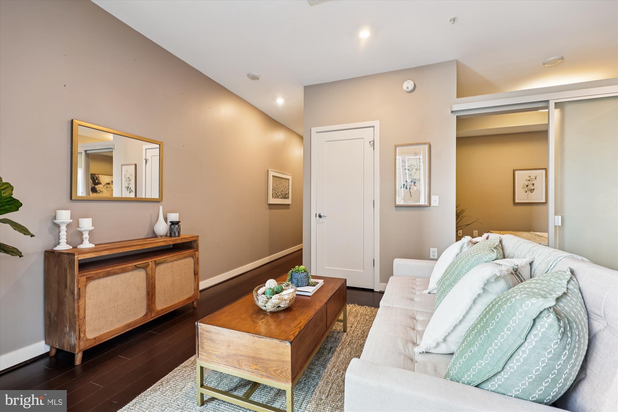 DOWNTOWN SILVER SPRING - Residential