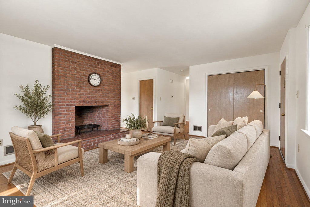 Photo of 2240 New Street, EAST PETERSBURG, PA 17520 (MLS # PALA2096126)