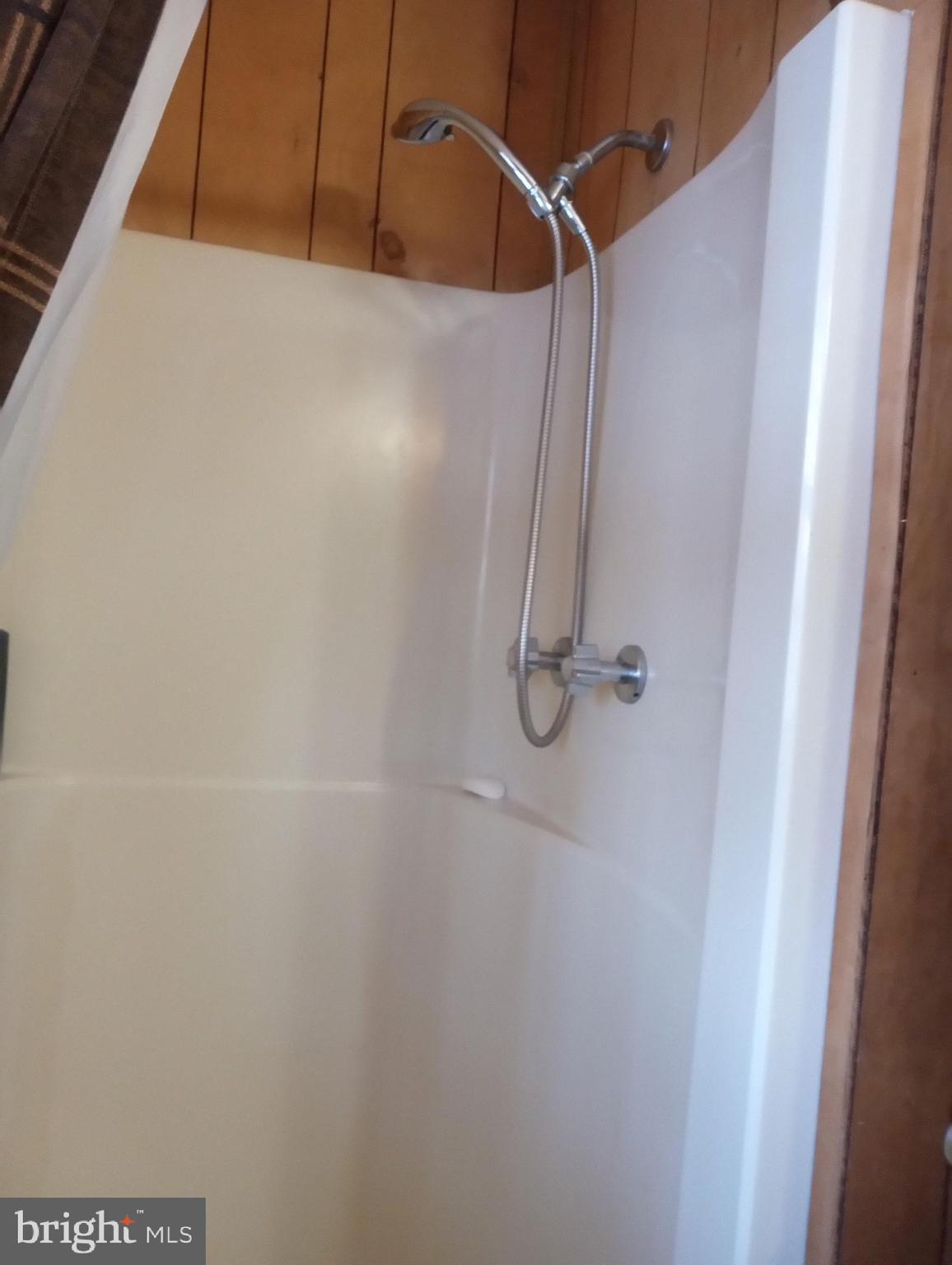 BLUE MOUNTAIN - Residential