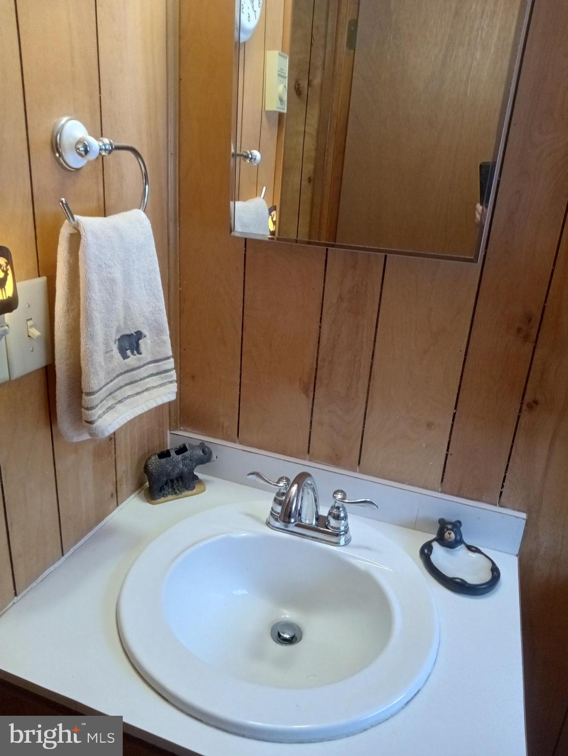 BLUE MOUNTAIN - Residential