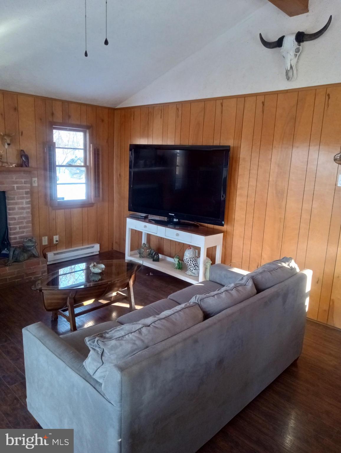 BLUE MOUNTAIN - Residential