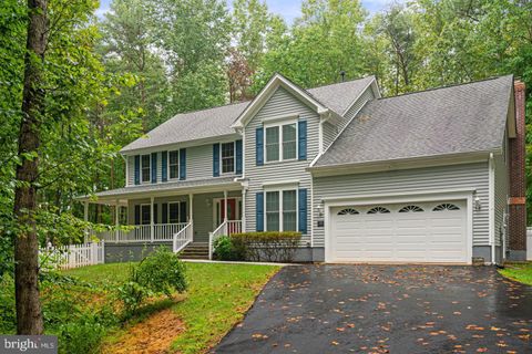 Photo of 146 Harwill Drive, STAFFORD, VA 22556 (MLS # VAST2049670)
