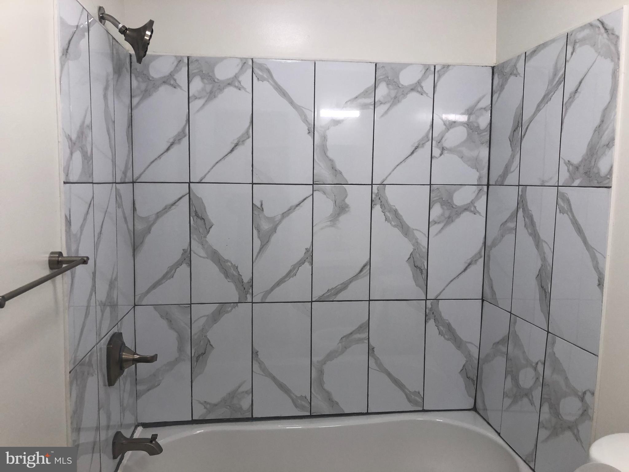 LUDLOW - Residential Lease