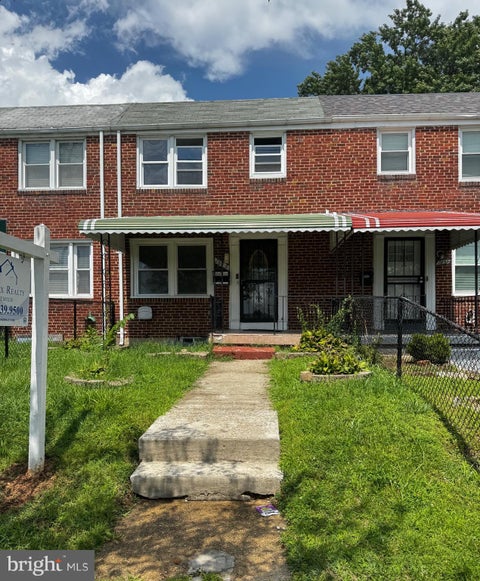 Townhouse For Sale - 2625 Waterview Avenue<br/> BALTIMORE, MD 21230
