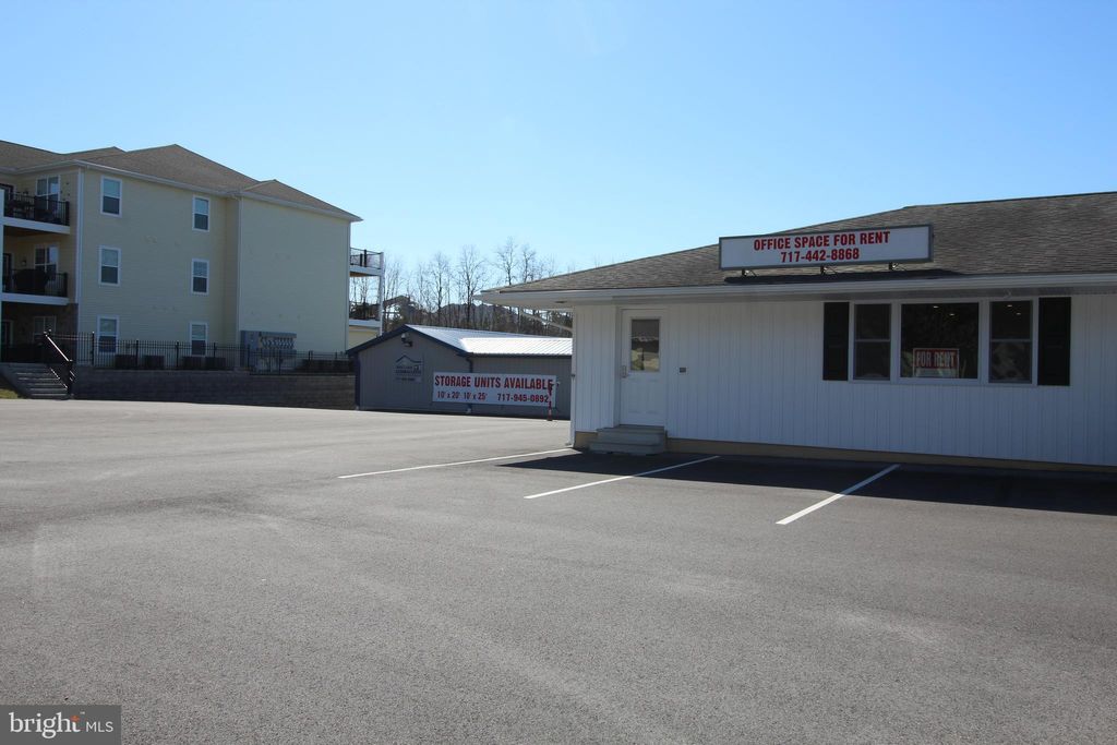 Photo of 3402 E Lincoln Highway E, PARADISE, PA 17562 (MLS # PALA2066148)