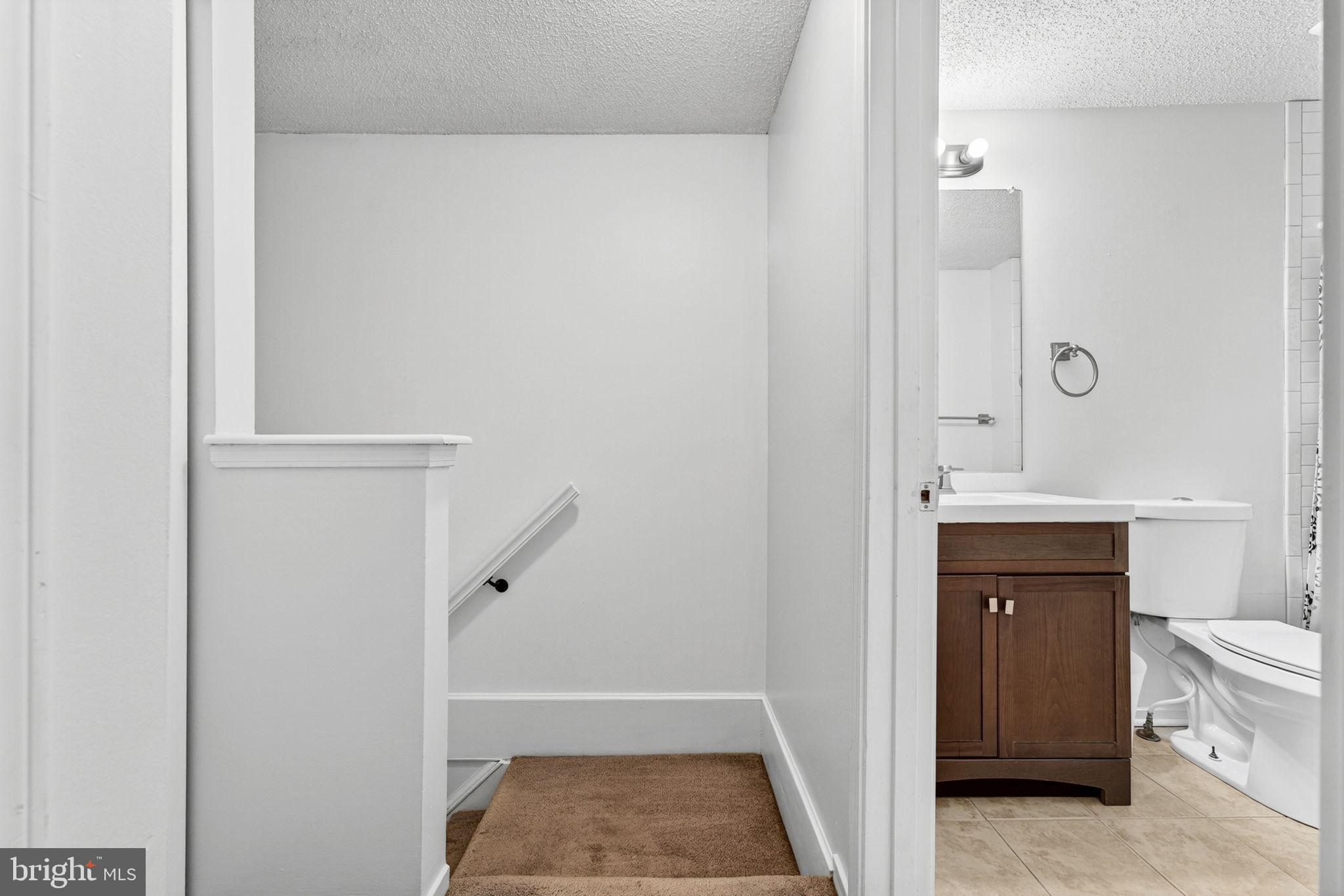 CANTERBURY VILLAGE - Residential Lease