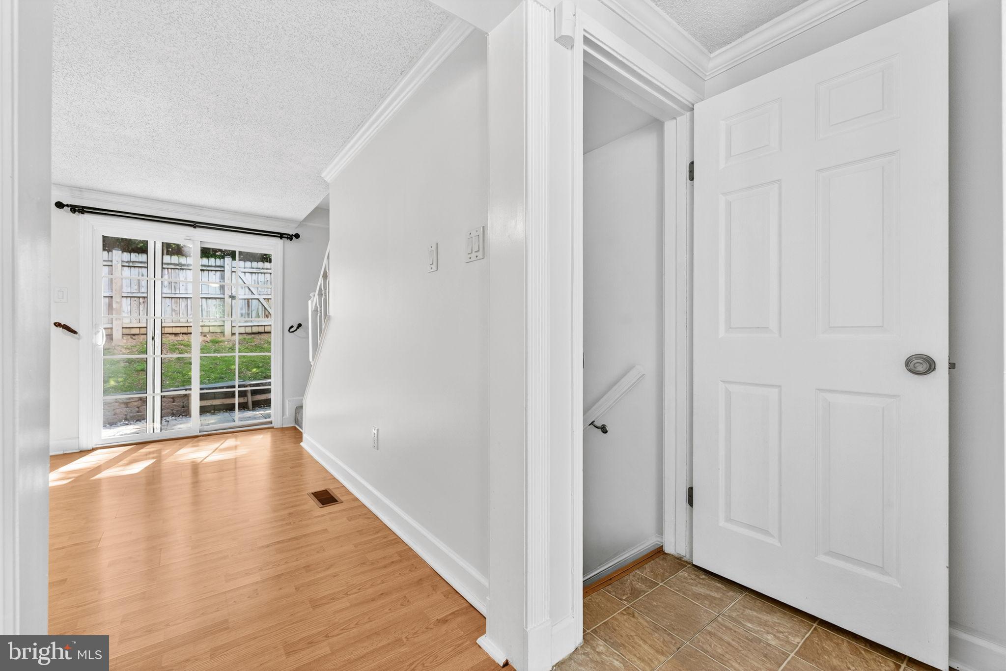 CANTERBURY VILLAGE - Residential Lease