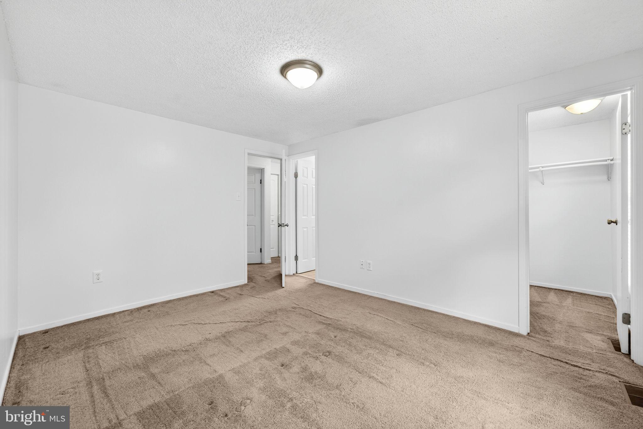 CANTERBURY VILLAGE - Residential Lease