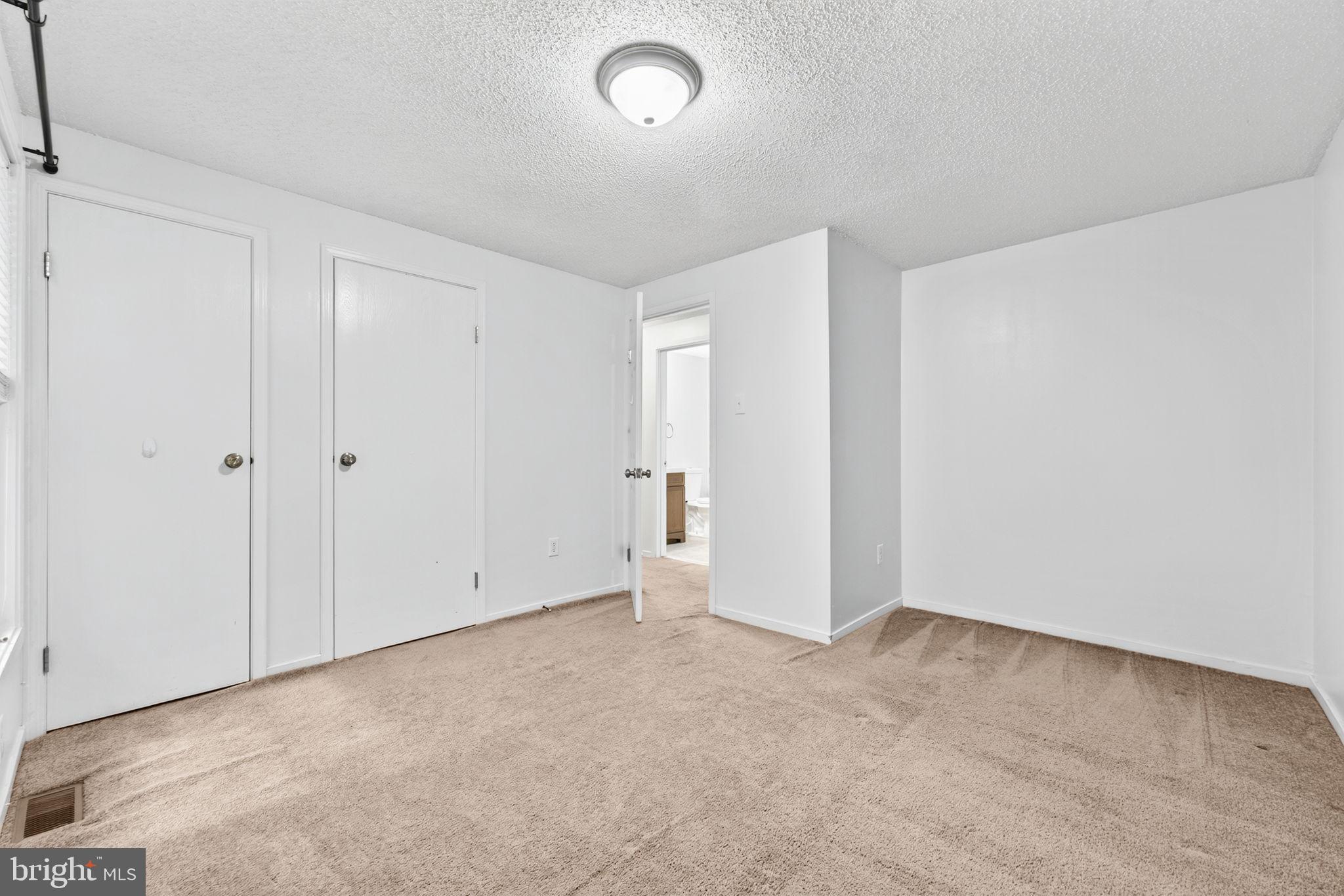 CANTERBURY VILLAGE - Residential Lease