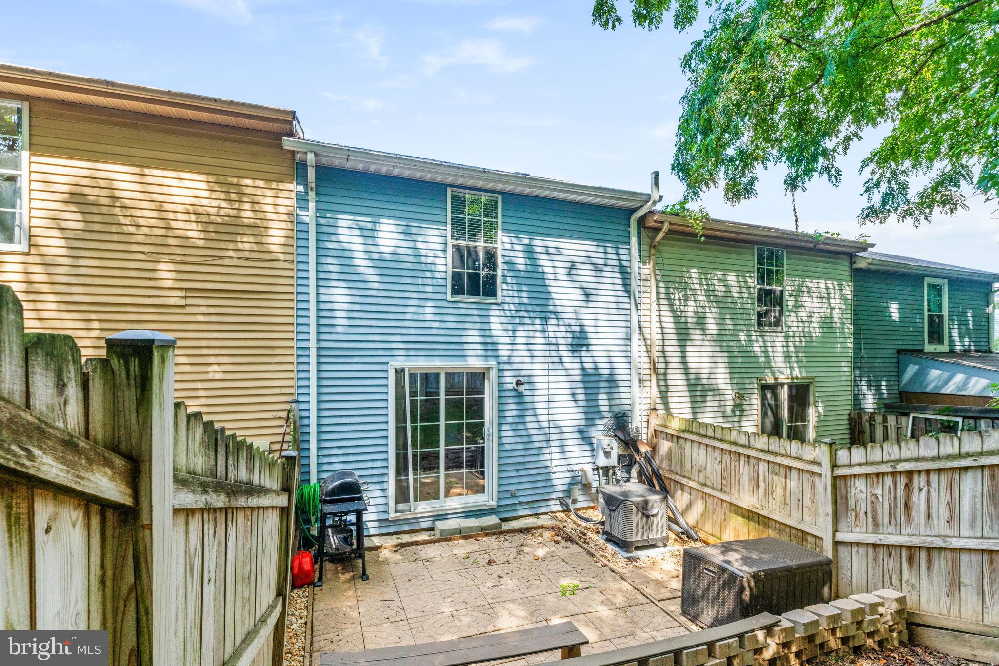 CANTERBURY VILLAGE - Residential Lease