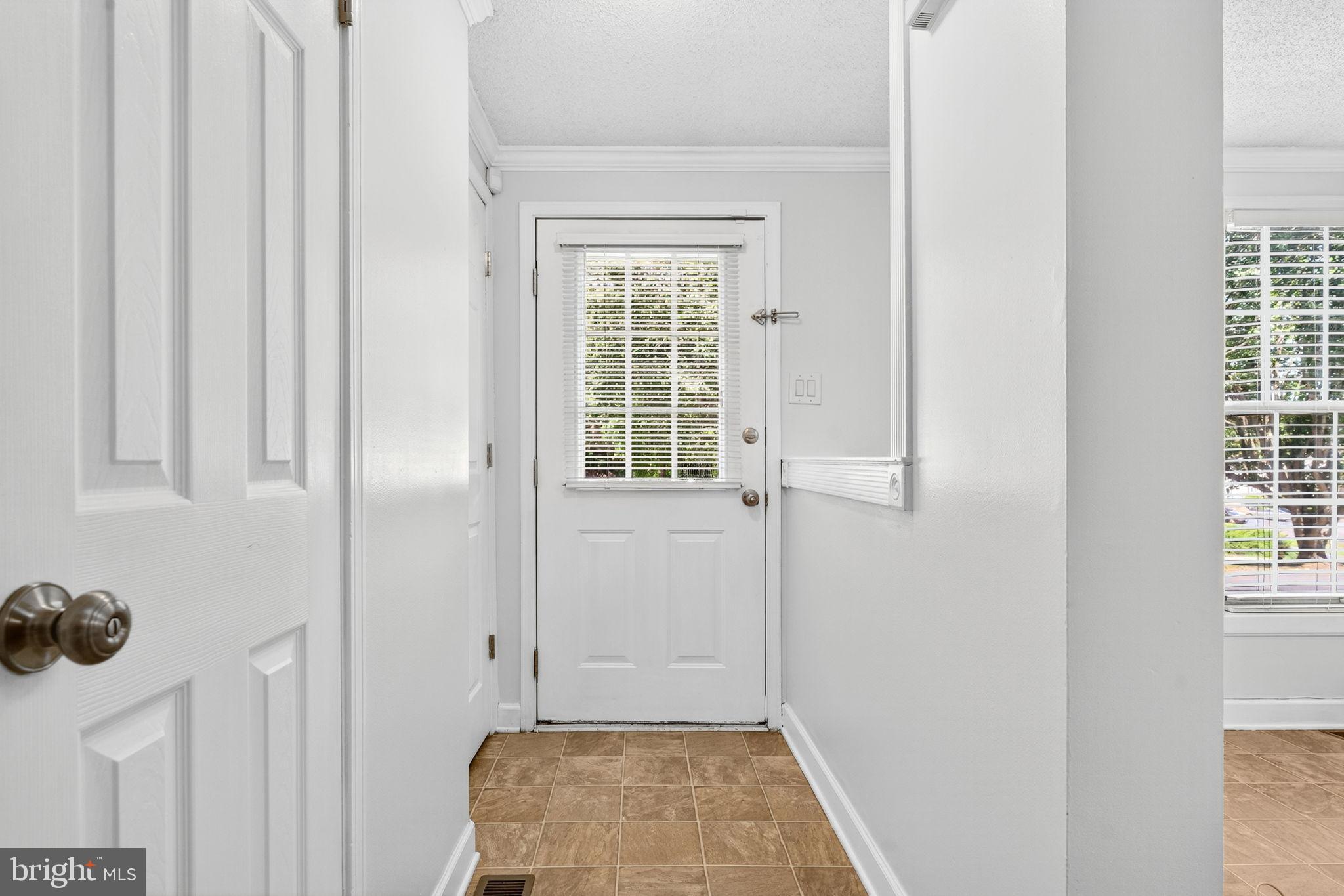 CANTERBURY VILLAGE - Residential Lease