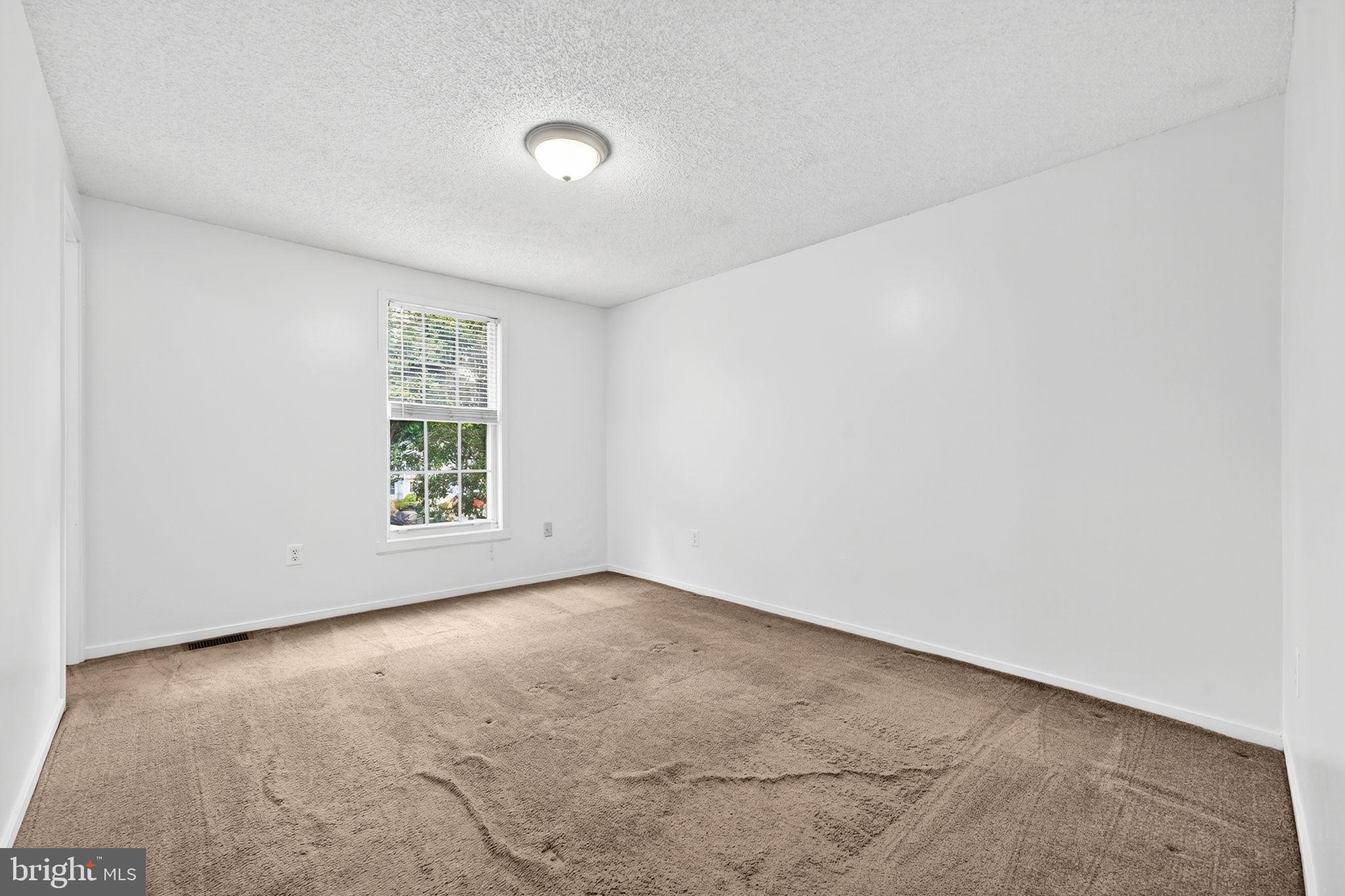 CANTERBURY VILLAGE - Residential Lease