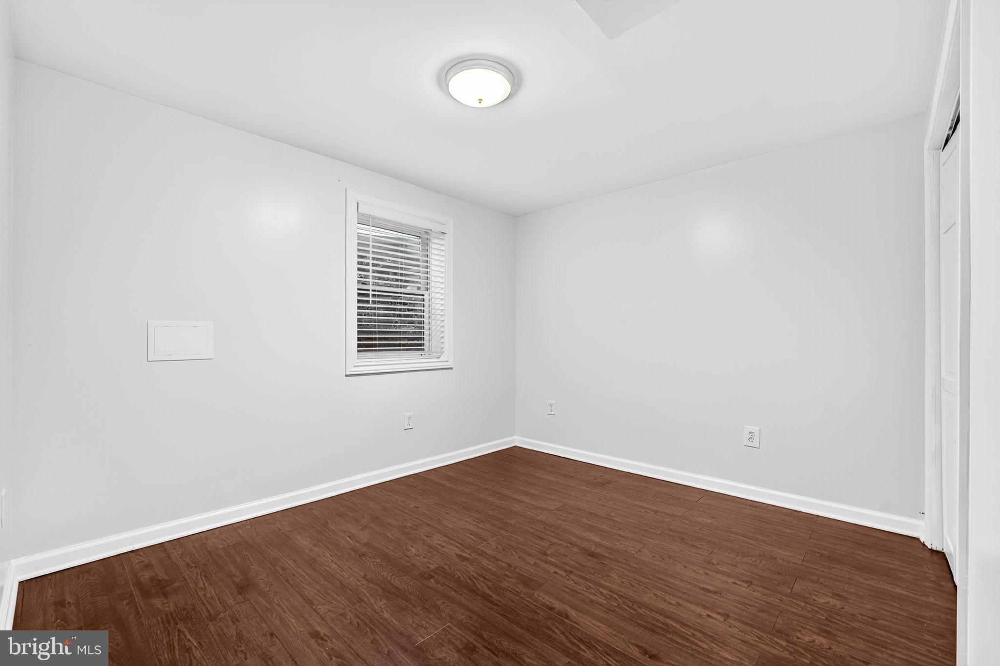 CANTERBURY VILLAGE - Residential Lease