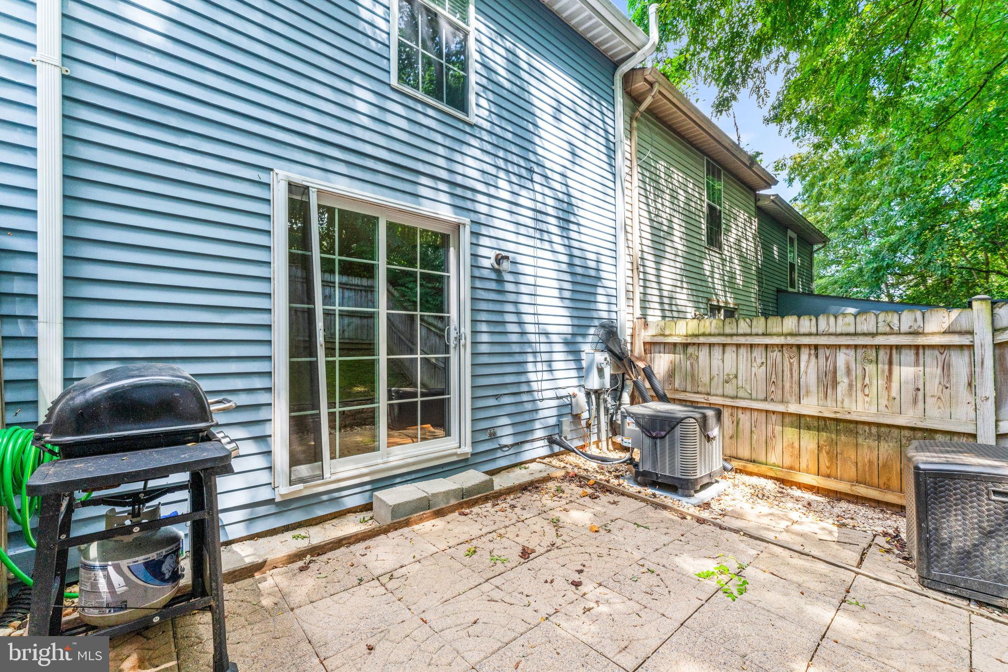 CANTERBURY VILLAGE - Residential Lease