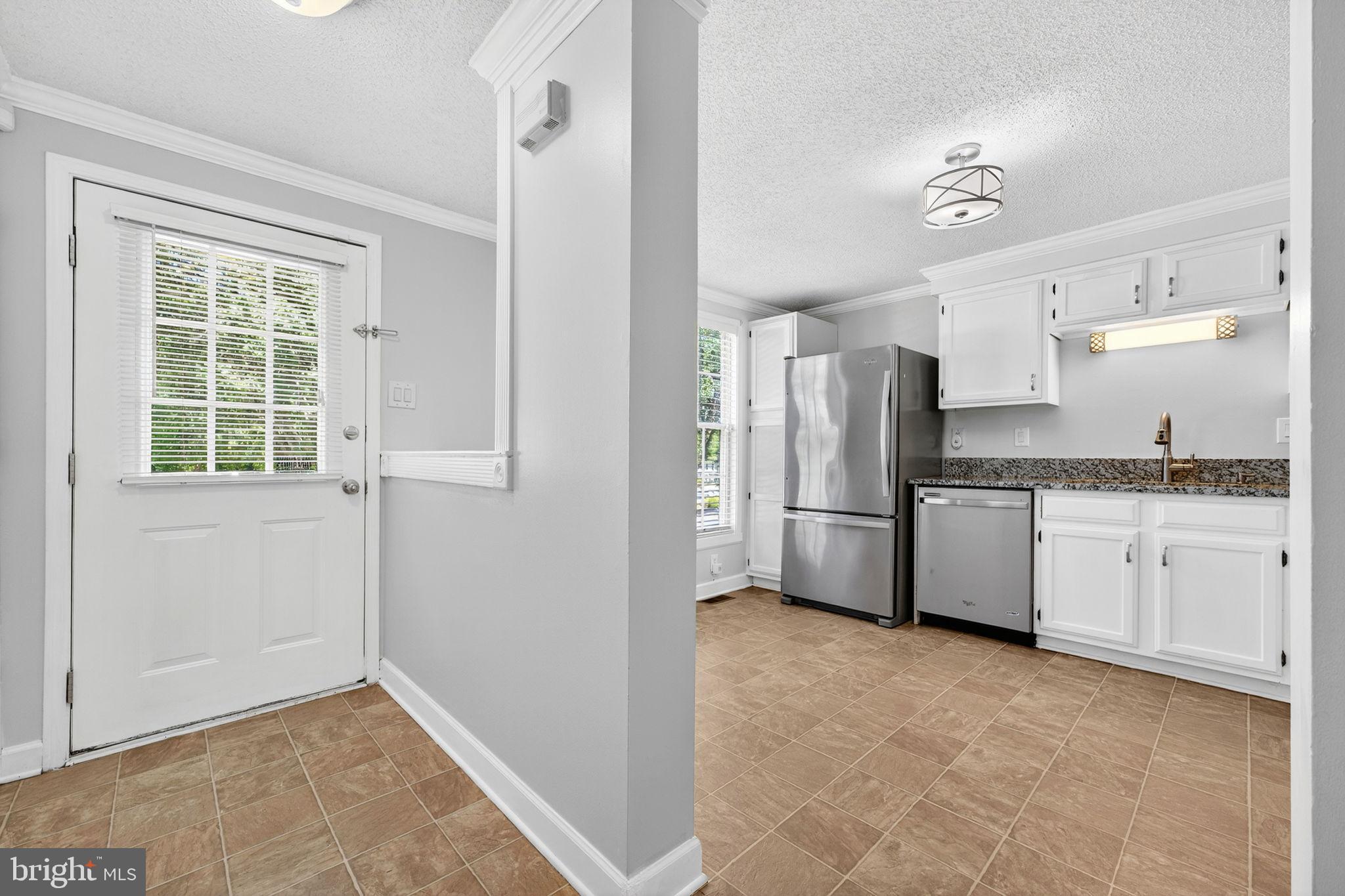 CANTERBURY VILLAGE - Residential Lease