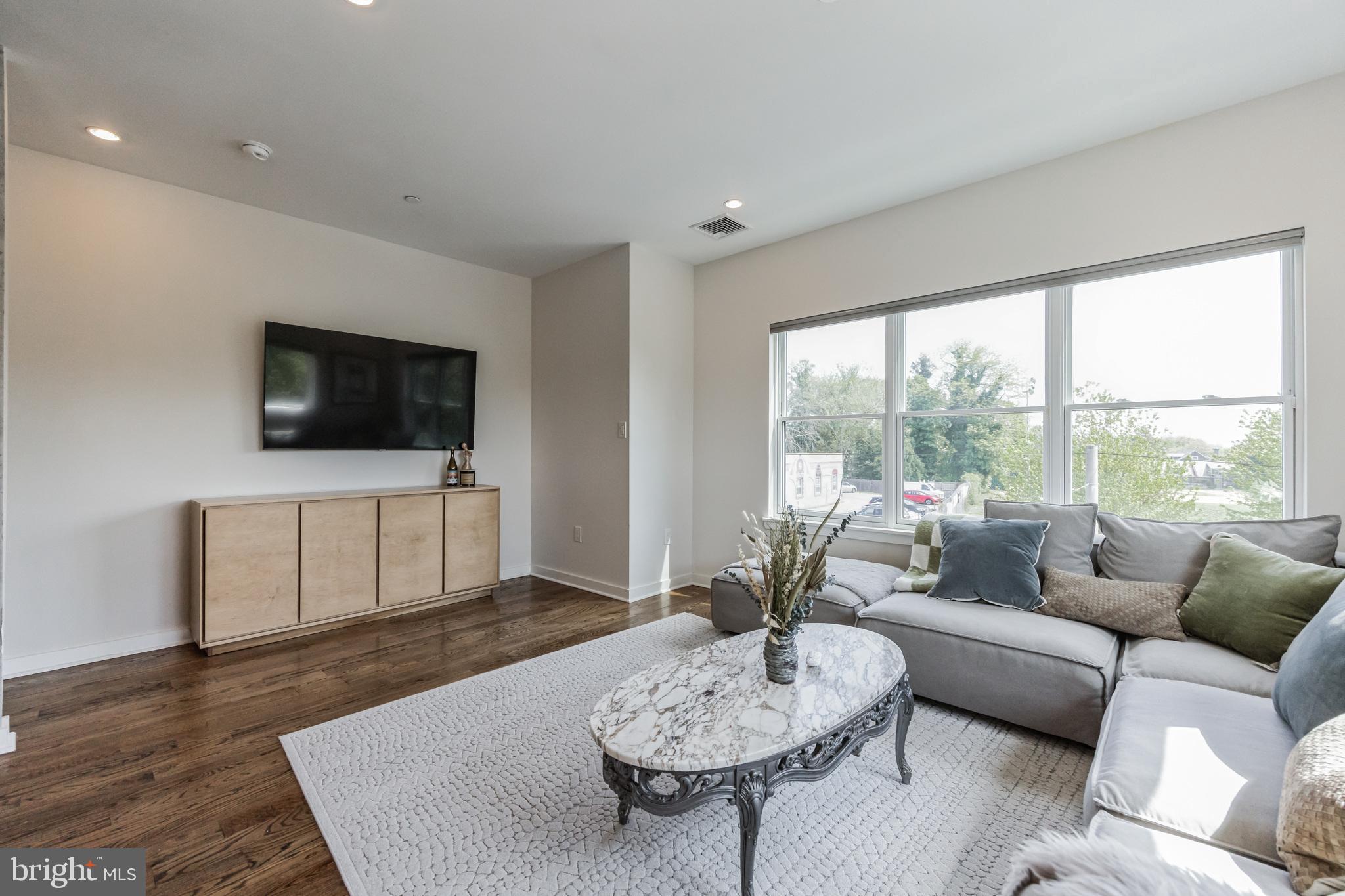 7038 PIPERS GLEN WAY 2