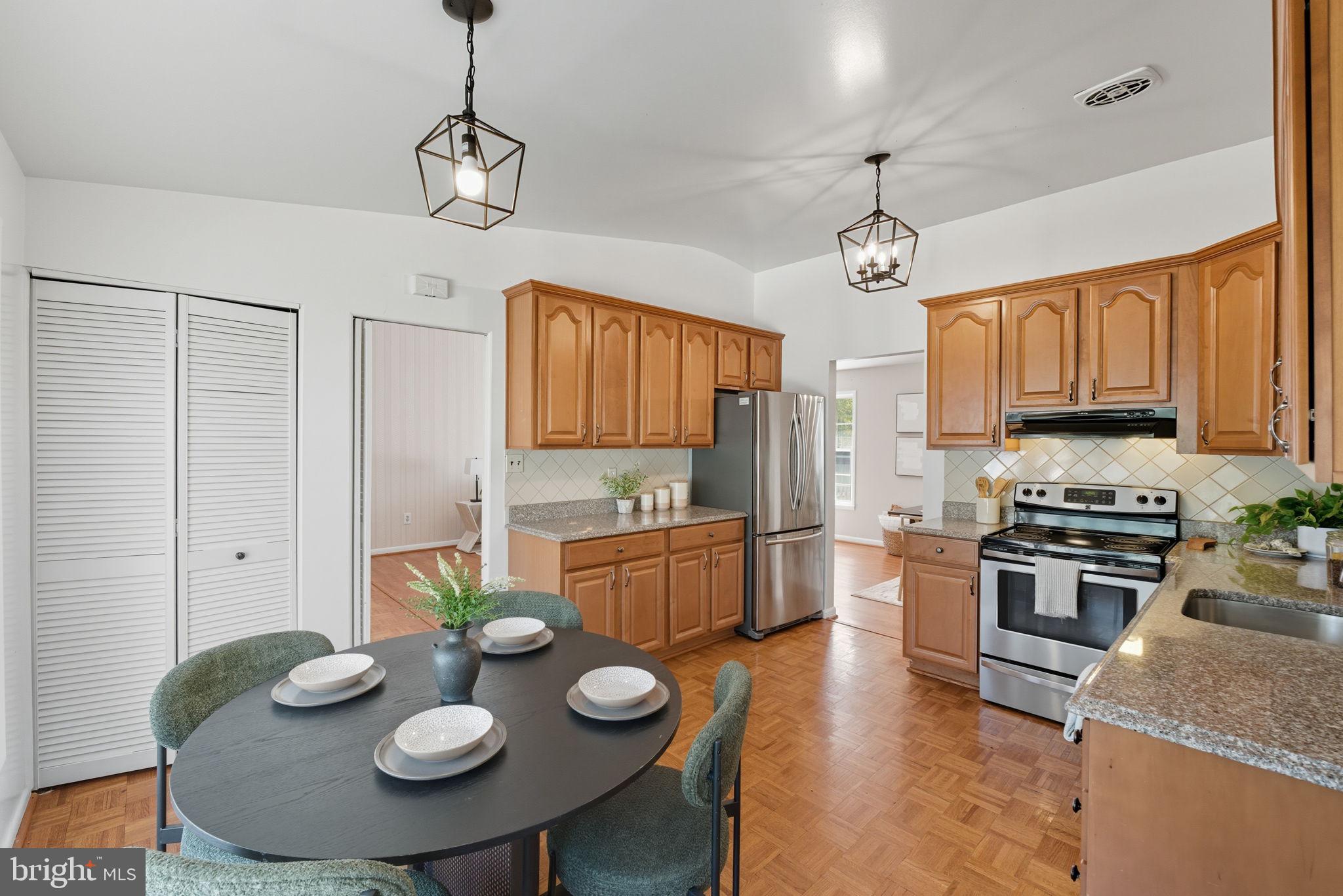 FOXHALL - Residential