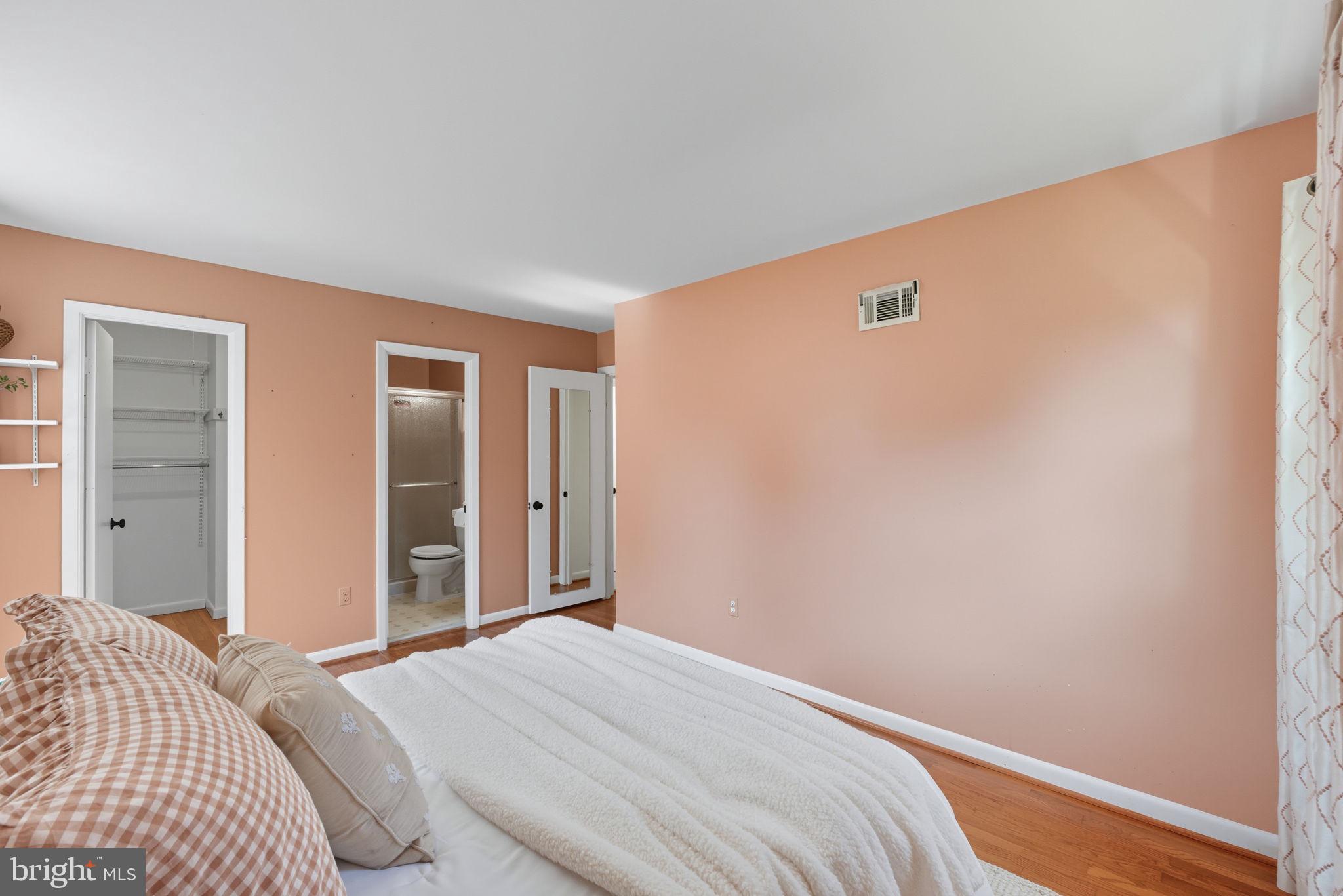 FOXHALL - Residential