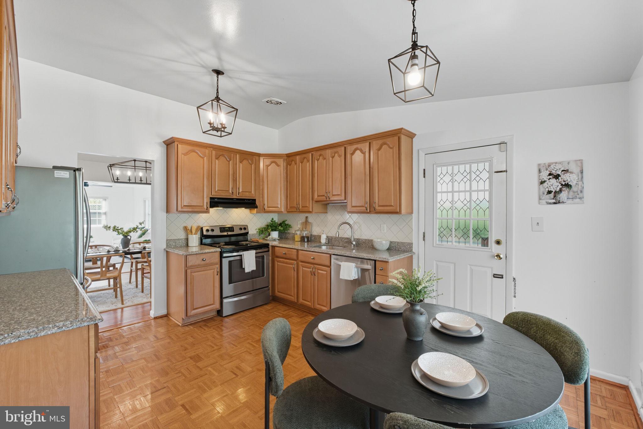 FOXHALL - Residential