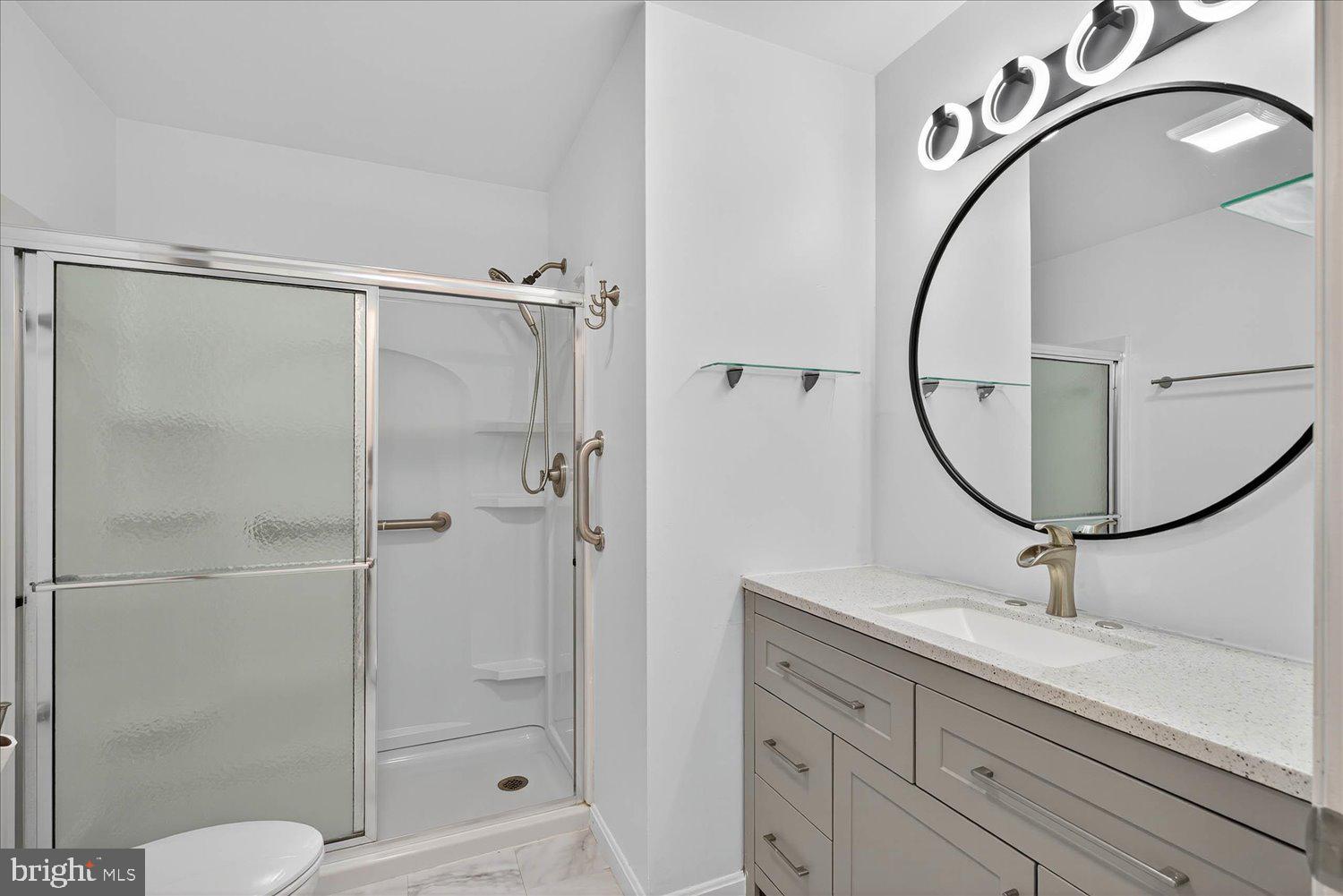 SEVEN OAKS - Residential