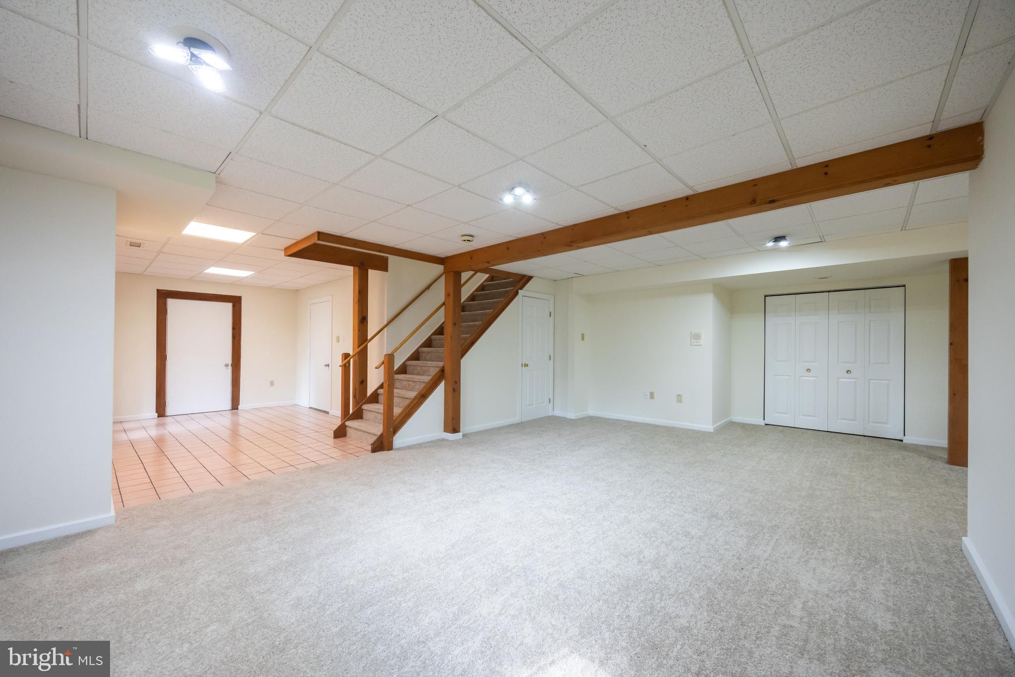 BLUE ROCK MEADOWS - Residential