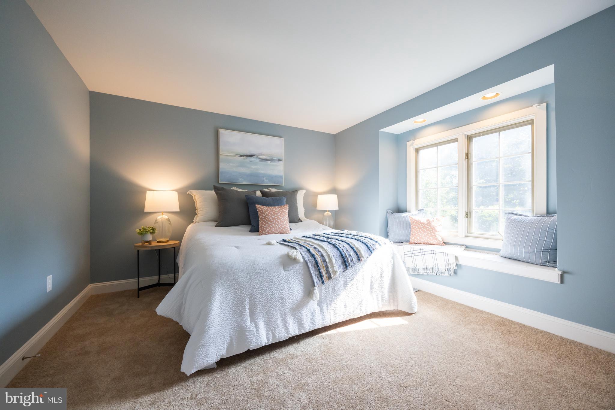 BLUE ROCK MEADOWS - Residential