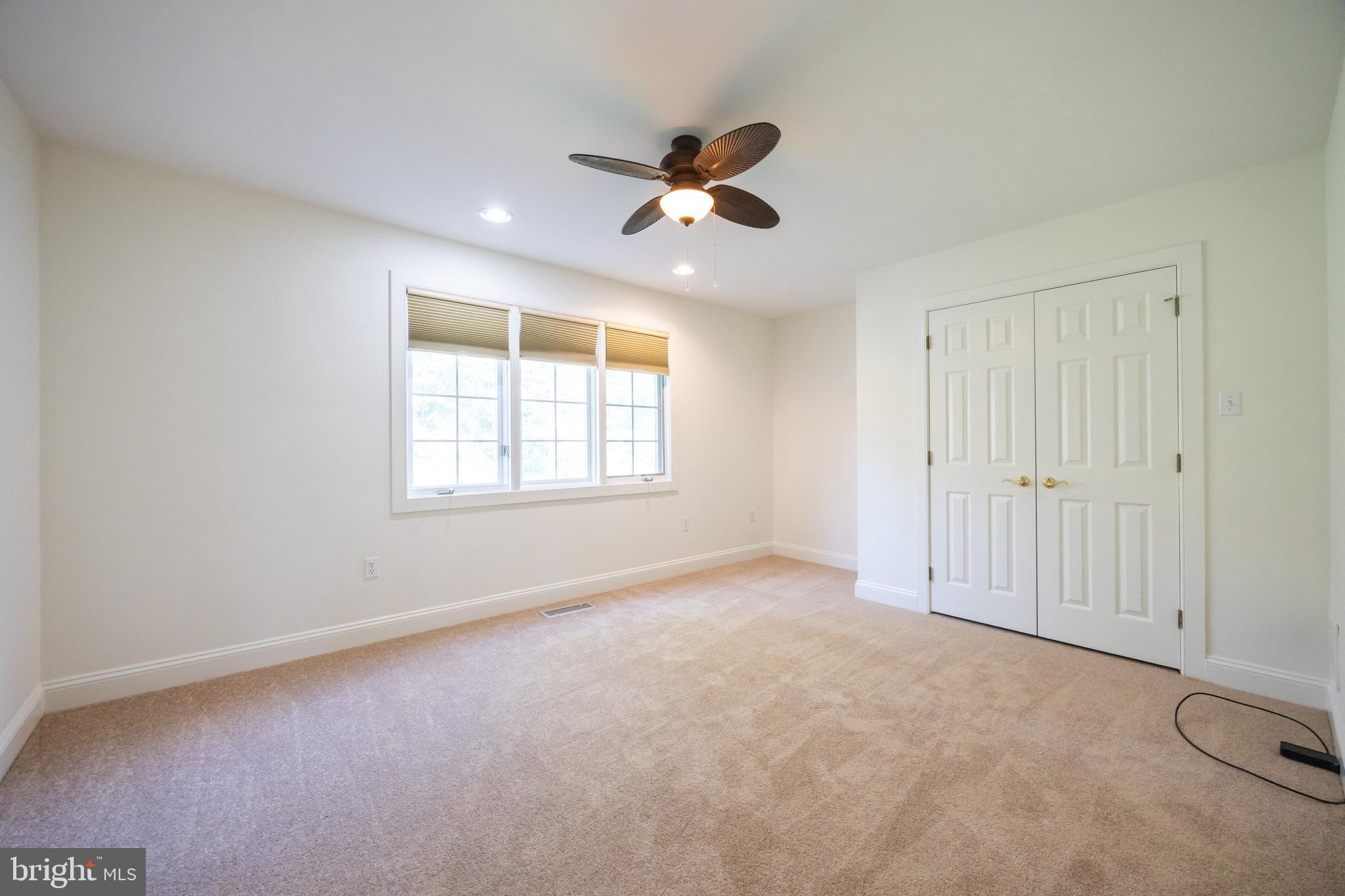 BLUE ROCK MEADOWS - Residential