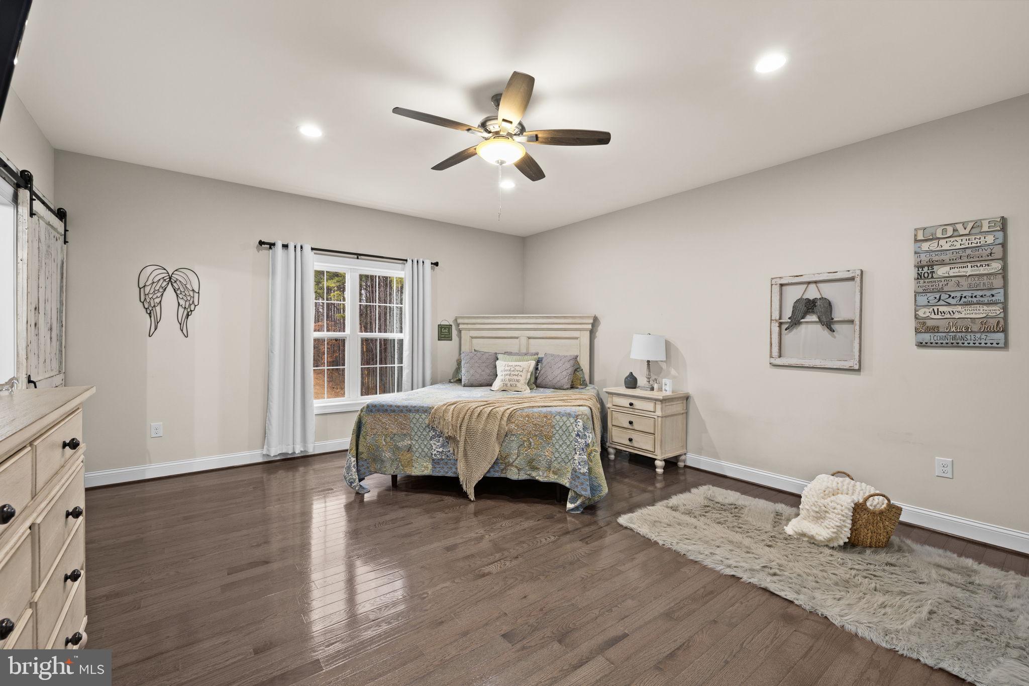 PINEYBROOK - Residential