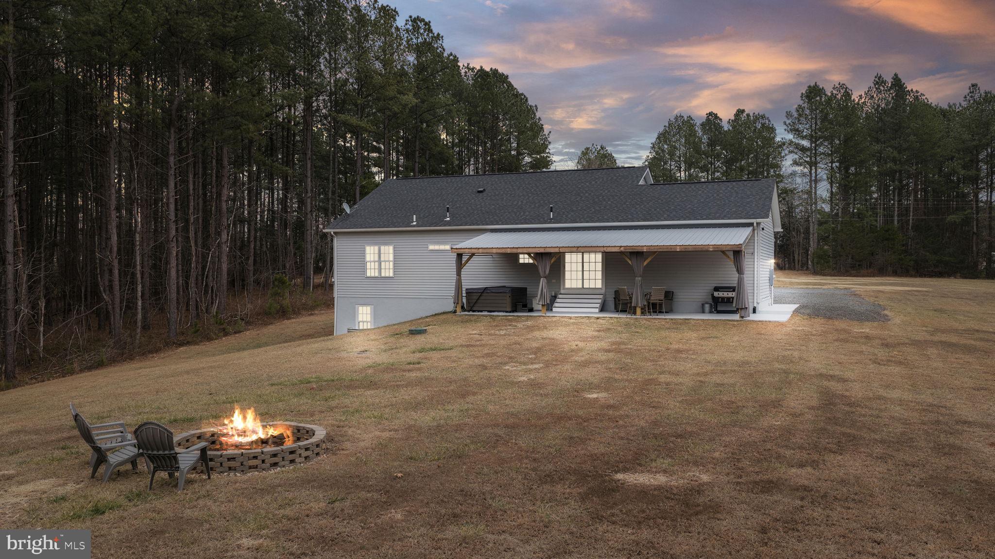 PINEYBROOK - Residential