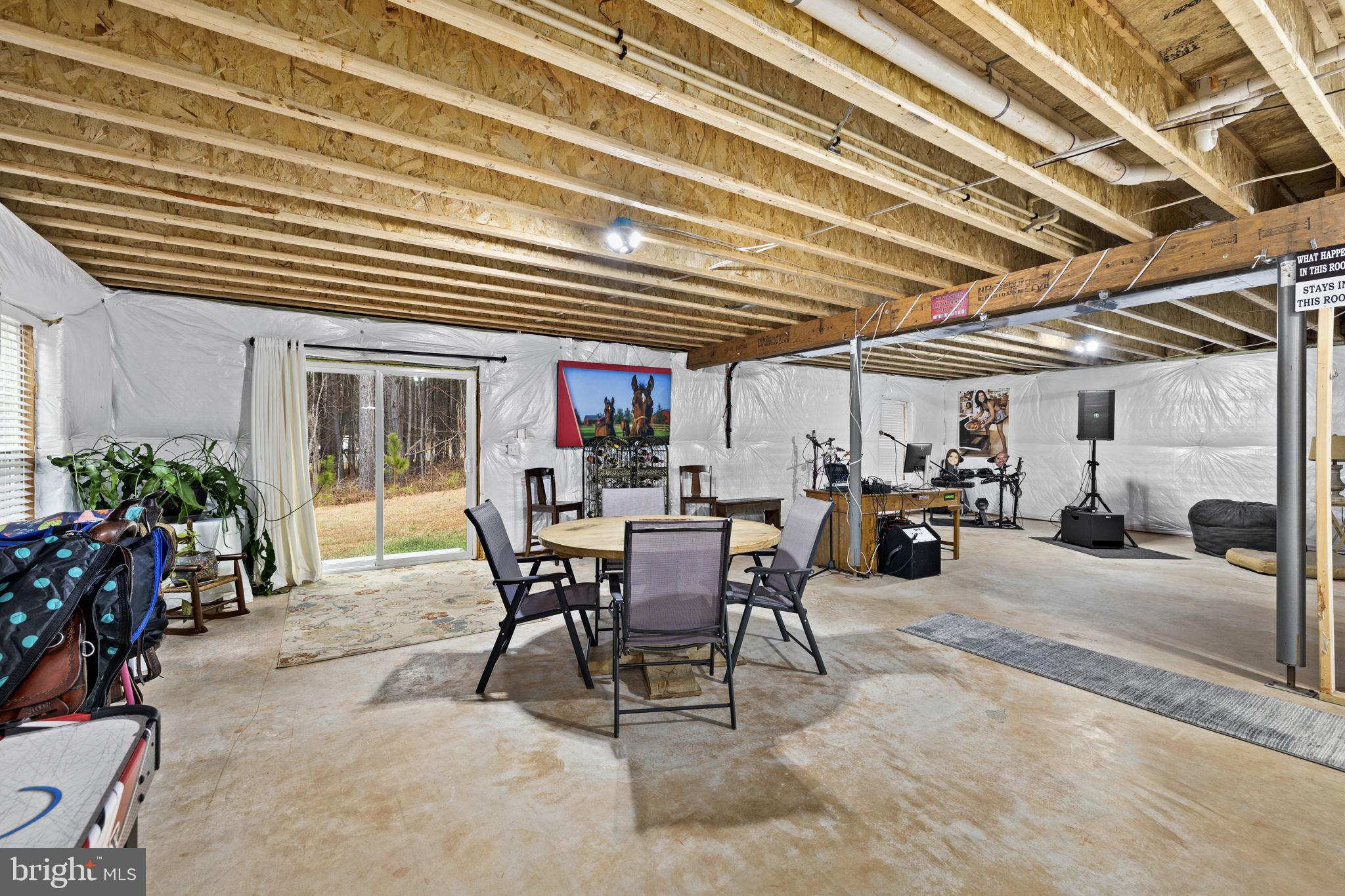 PINEYBROOK - Residential