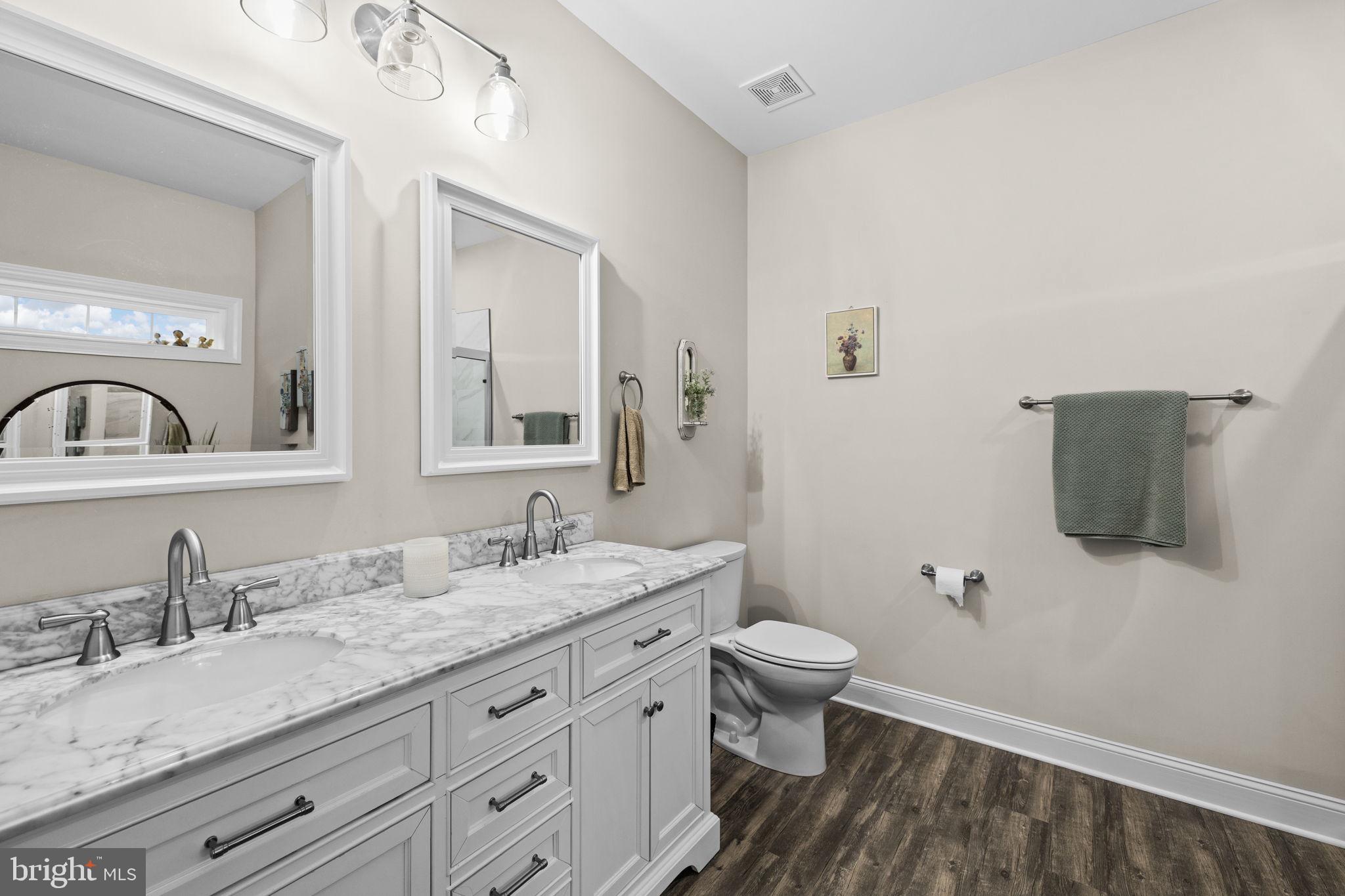 PINEYBROOK - Residential