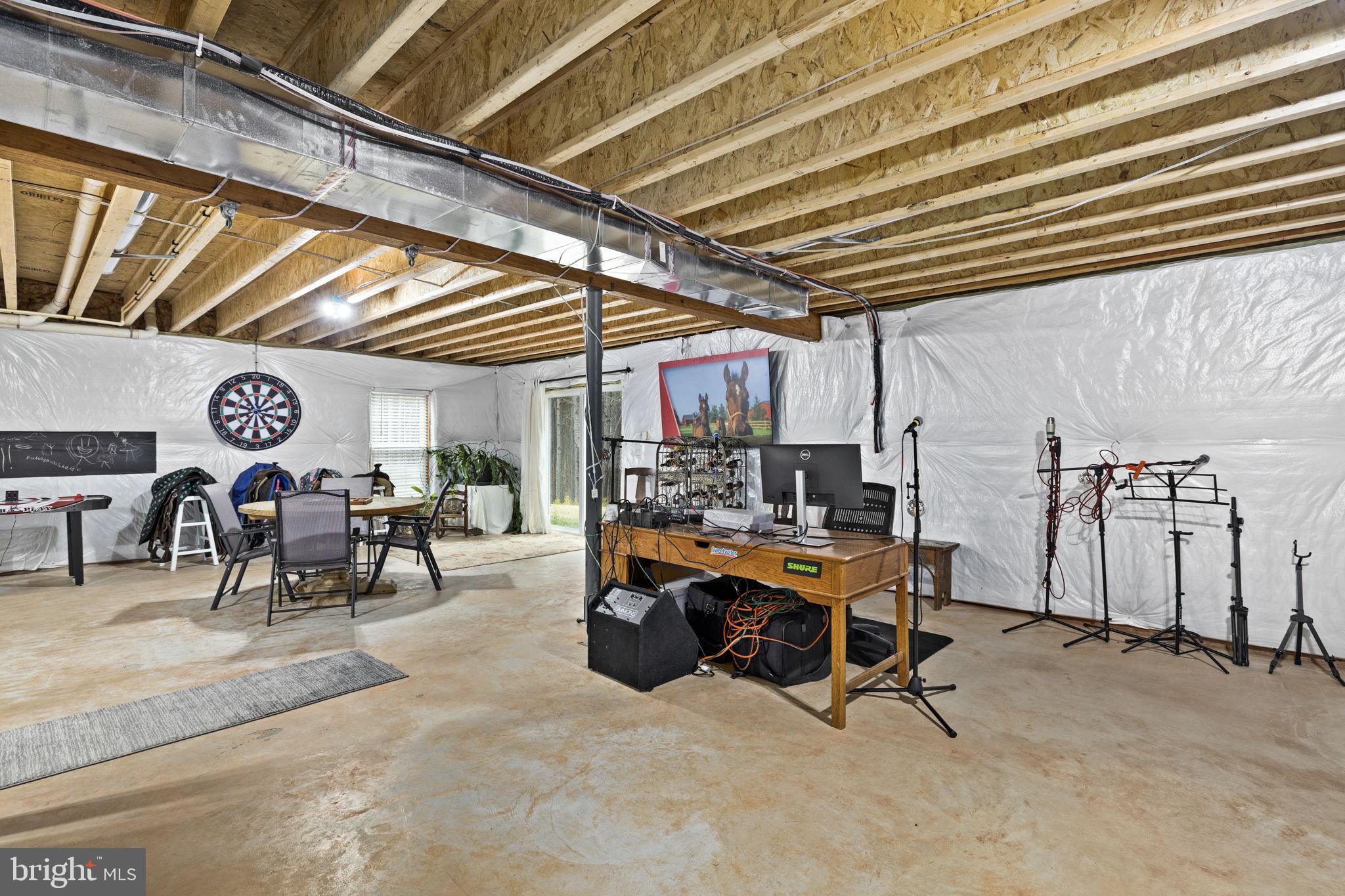 PINEYBROOK - Residential