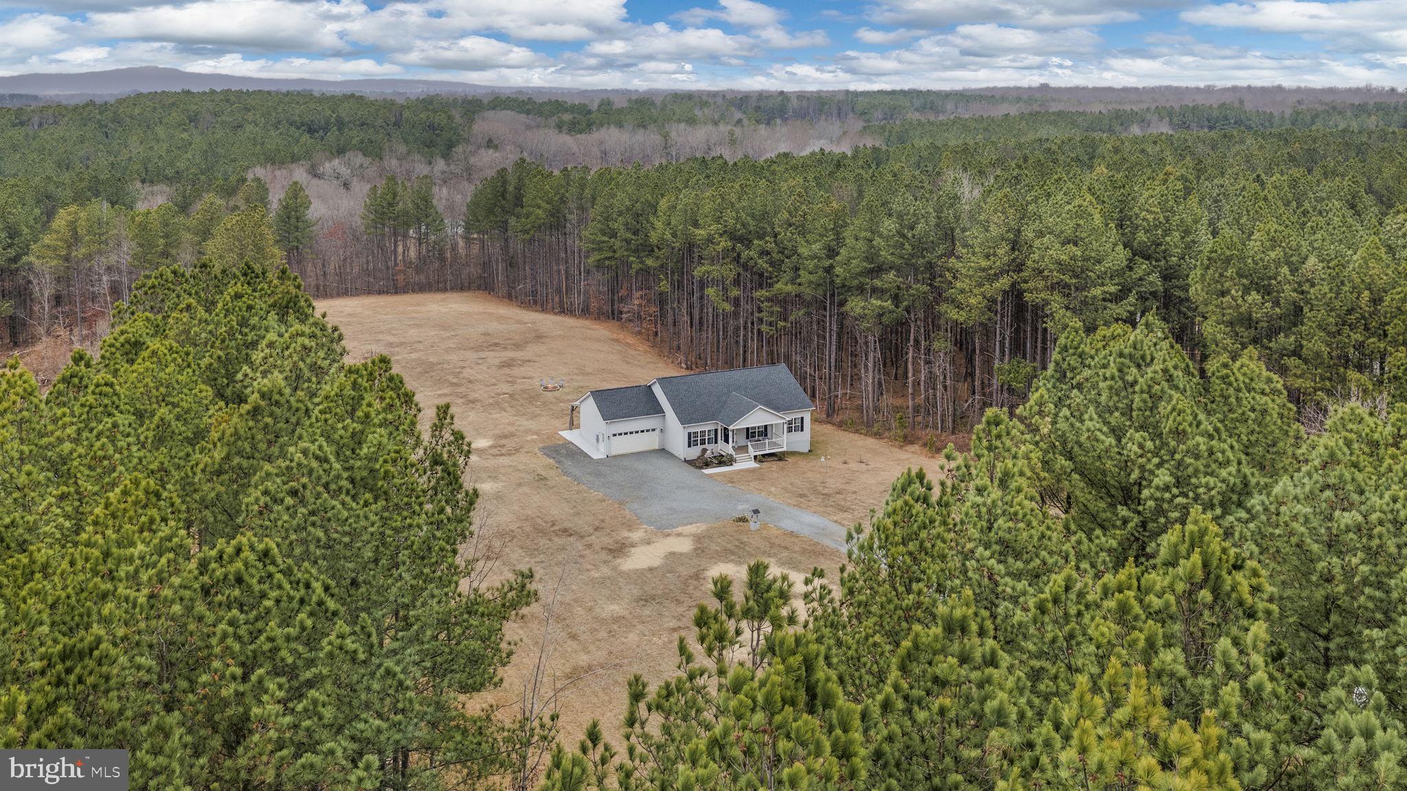 PINEYBROOK - Residential